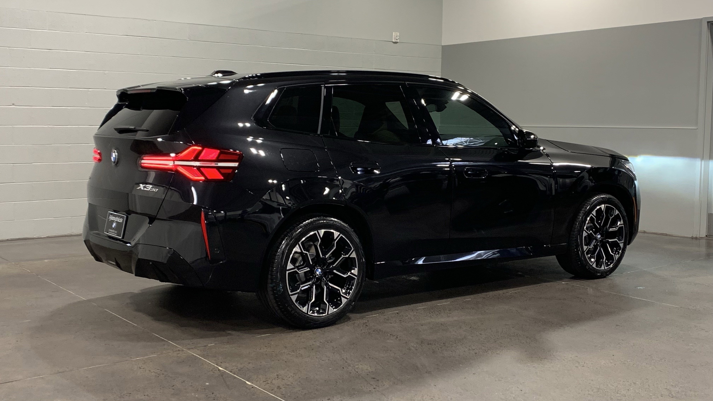 2026 BMW X3 30 xDrive photo 3