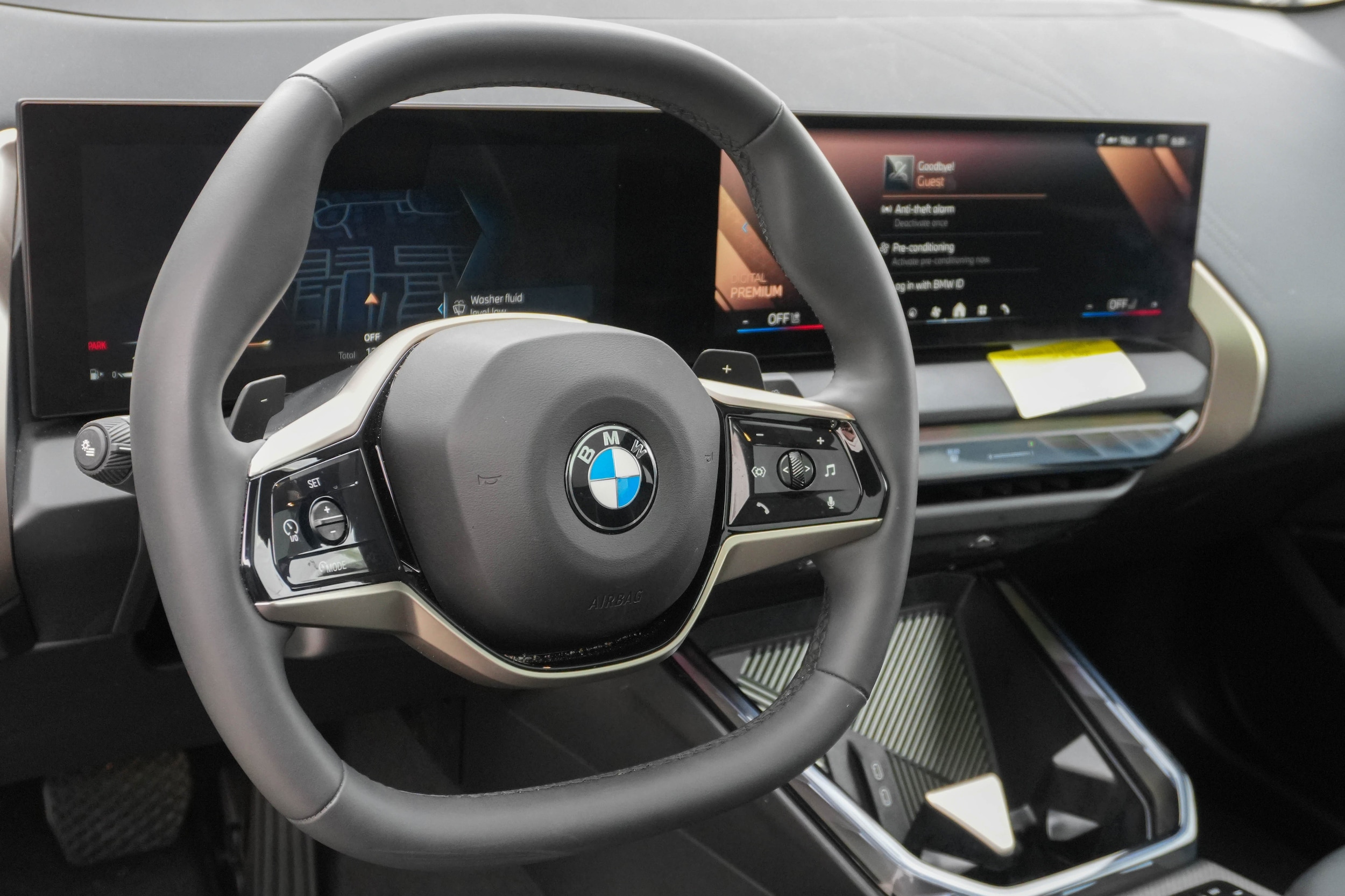 2025 BMW X3 30 xDrive photo 3