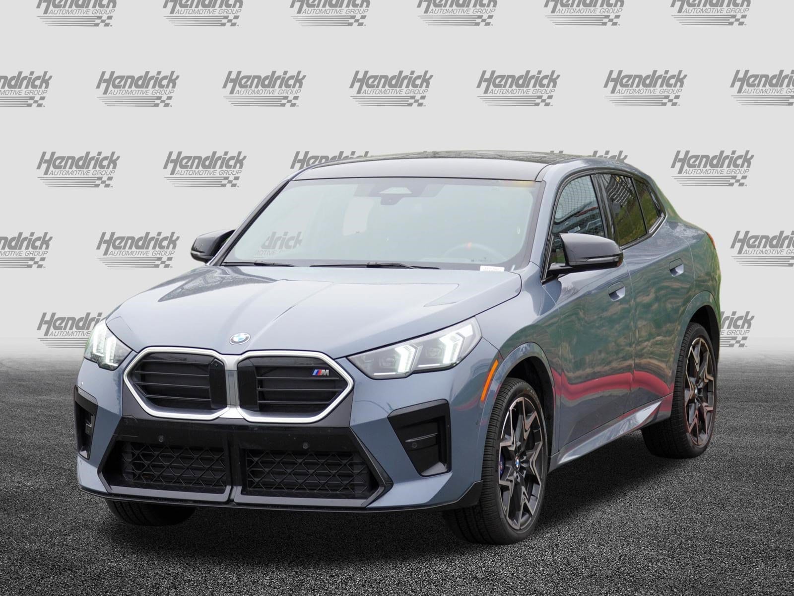 2025 BMW X2 M35i photo 4