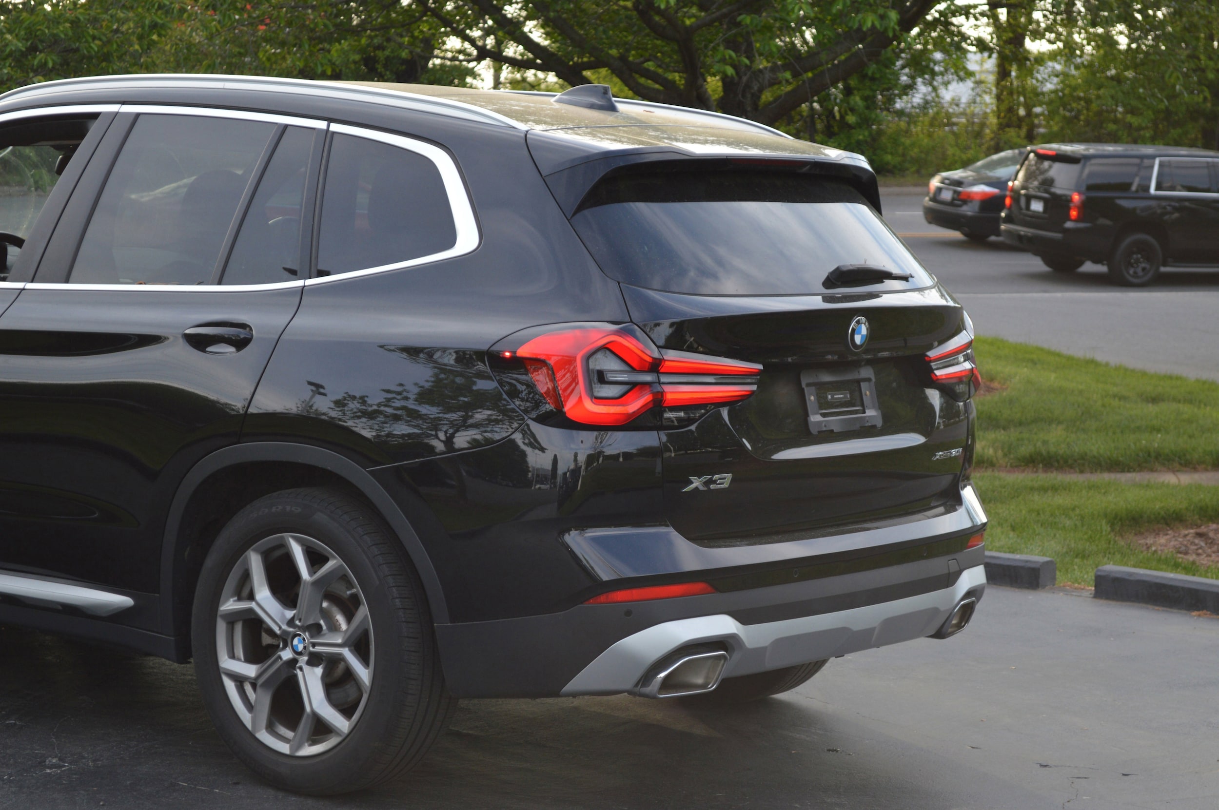 2024 BMW X3 xDrive30i photo 2