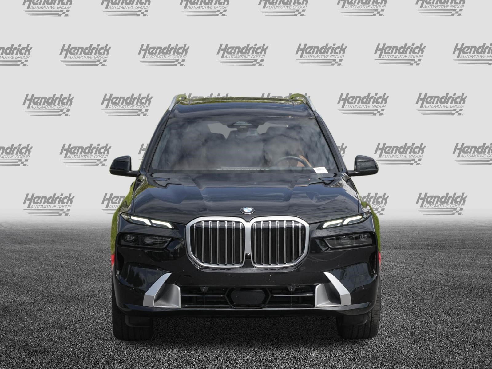 2026 BMW X7 xDrive40i photo 2