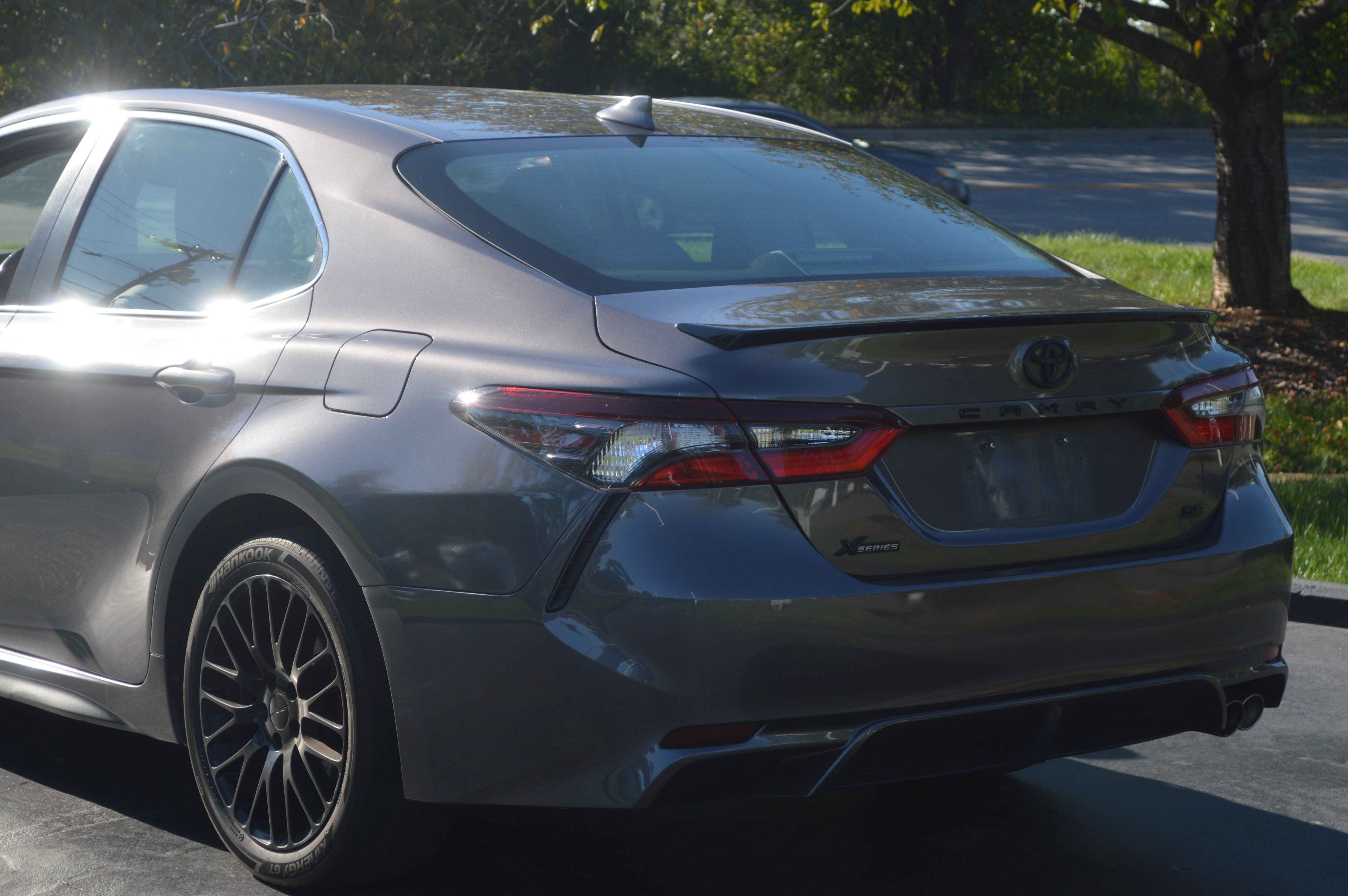 2021 Toyota Camry SE Sedan