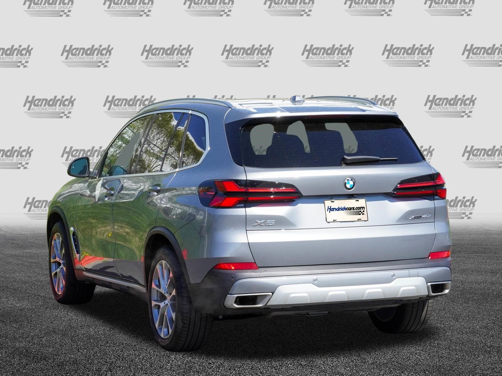 2025 BMW X5 xDrive40i photo 5