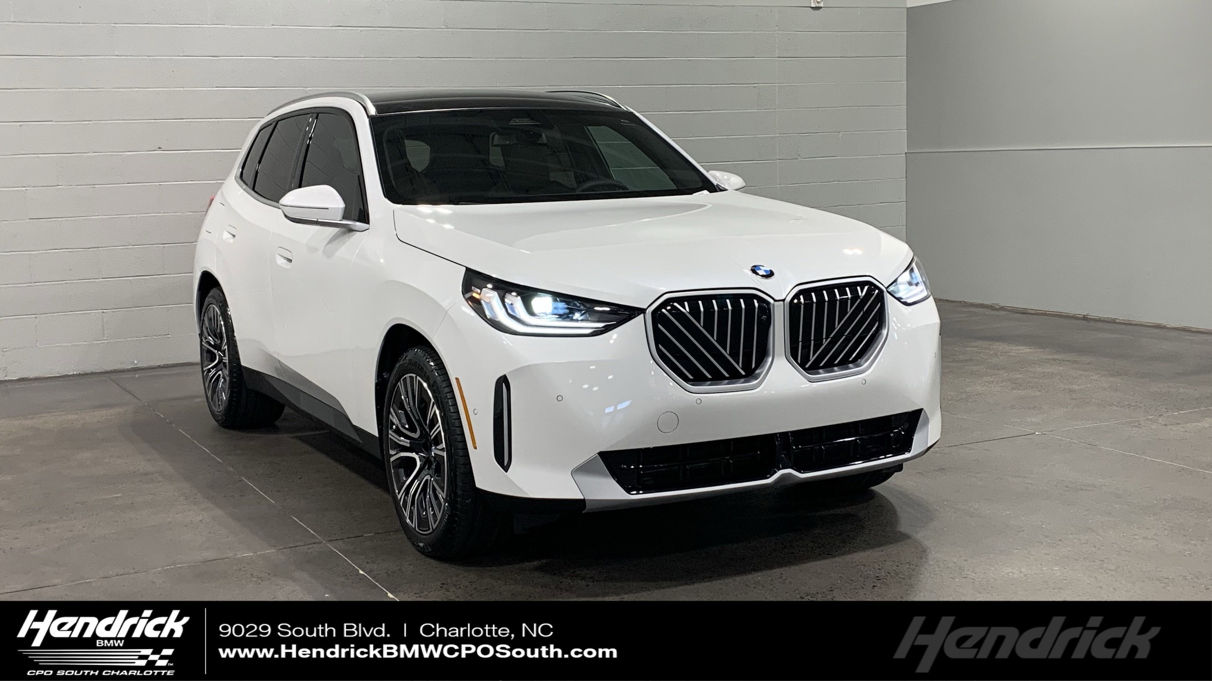 2026 BMW X3 30's photo