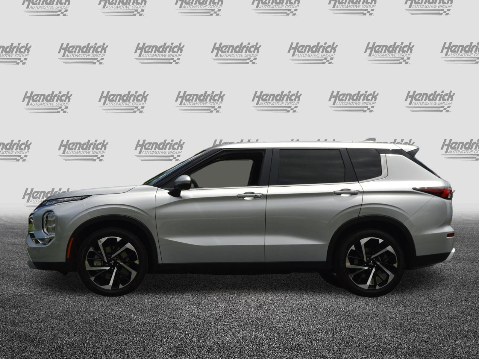 Mitsubishi Outlander SE