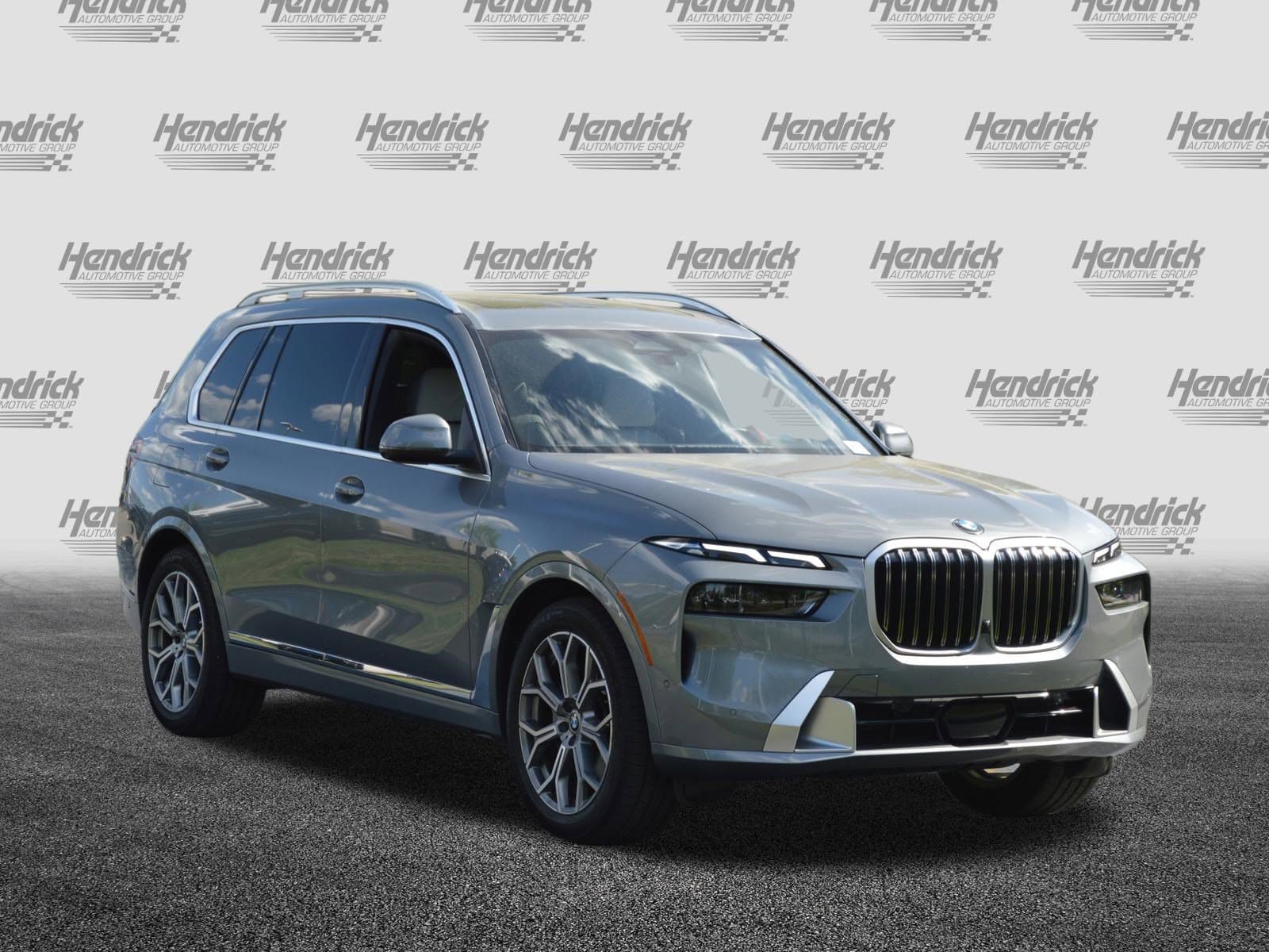 2026 BMW X7 xDrive40i photo 4