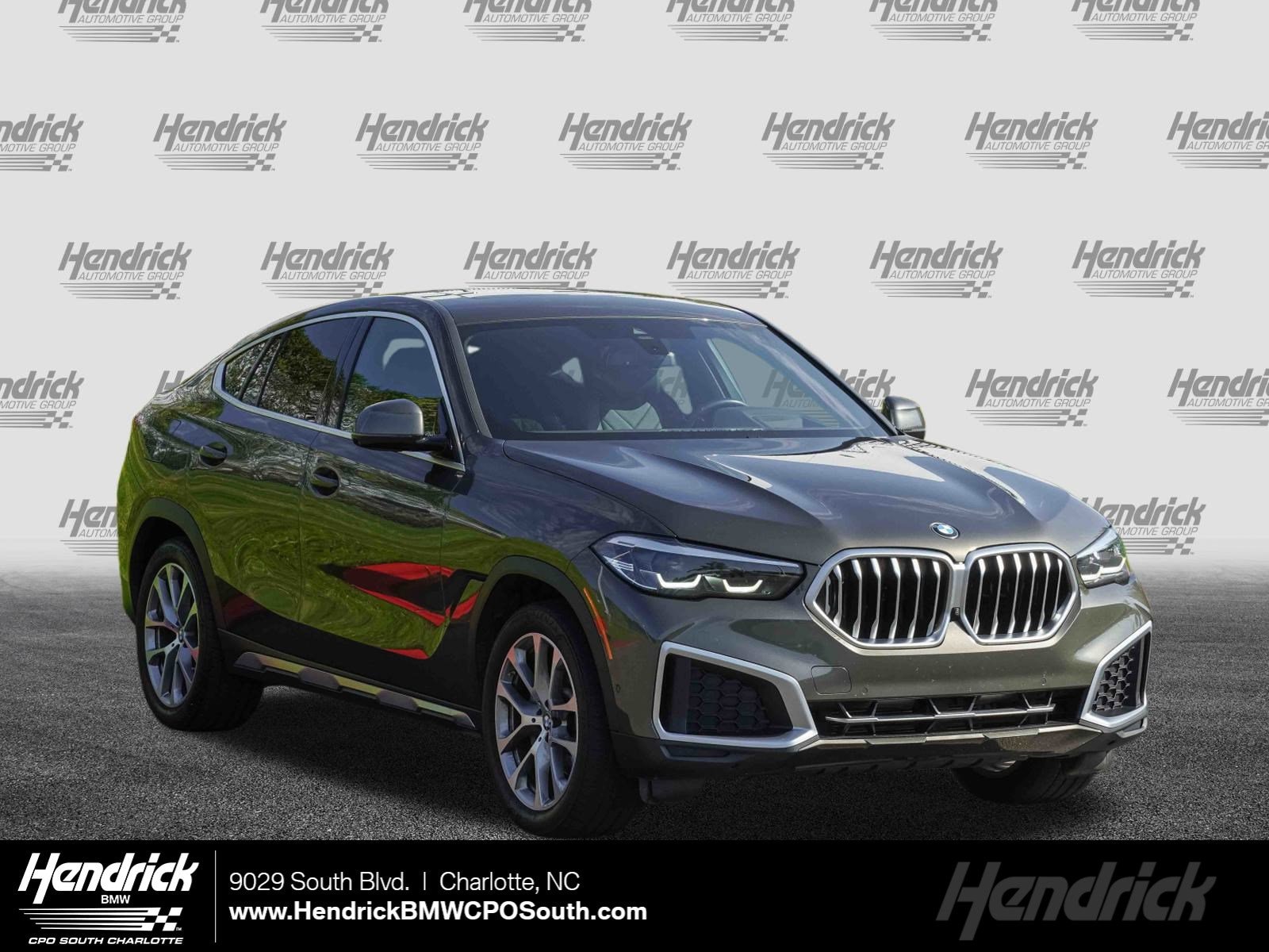 2023 BMW X6 40i's photo