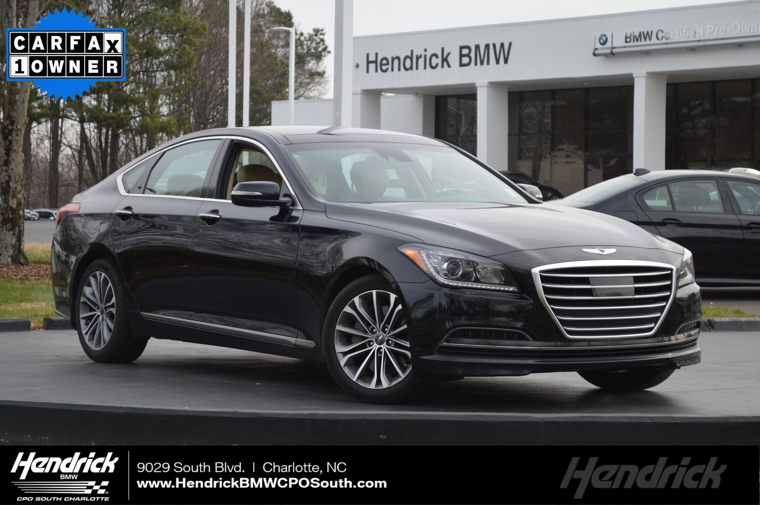 2015 Hyundai Genesis Base's photo