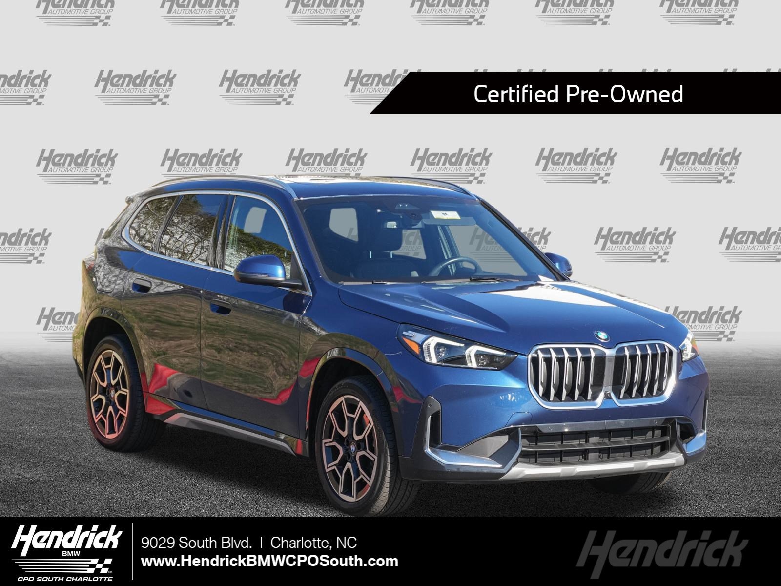 2025 BMW X1 28i's photo