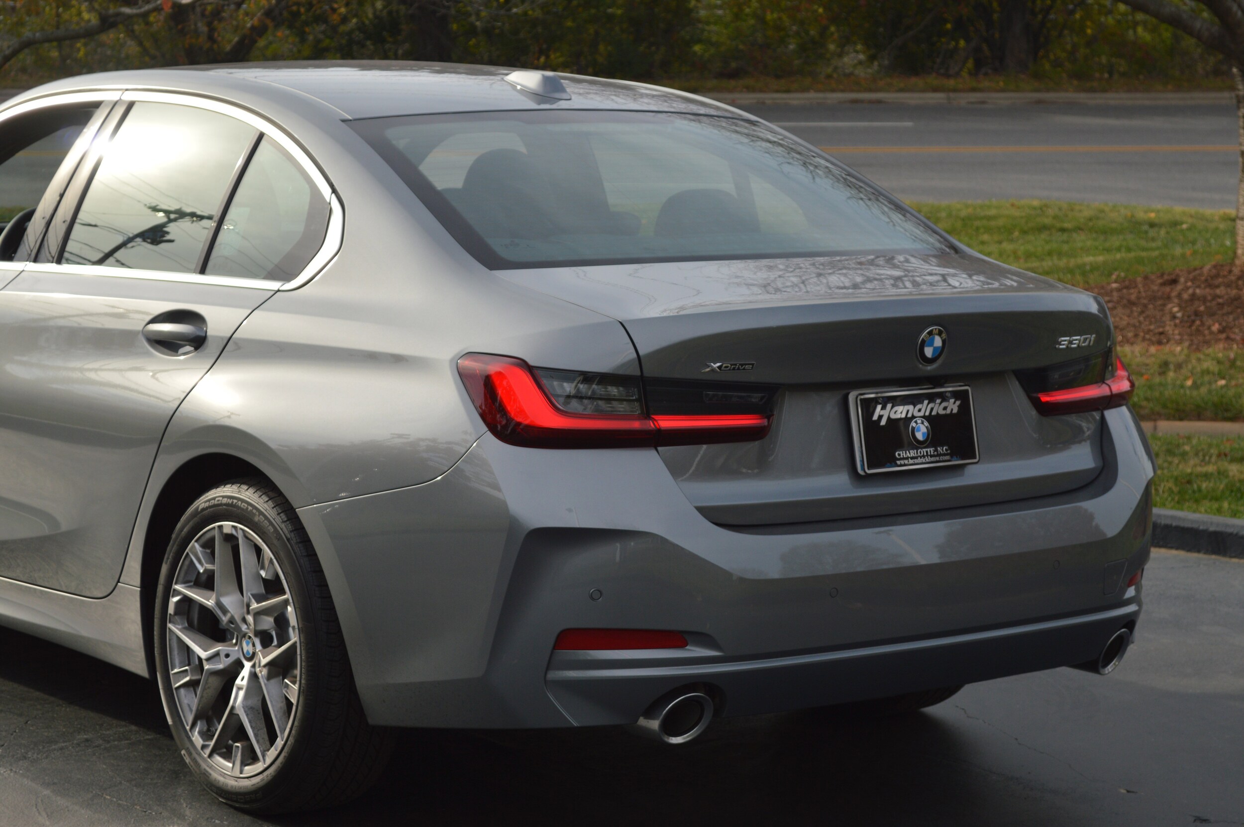 2025 Bmw 330i xDrive photo 3