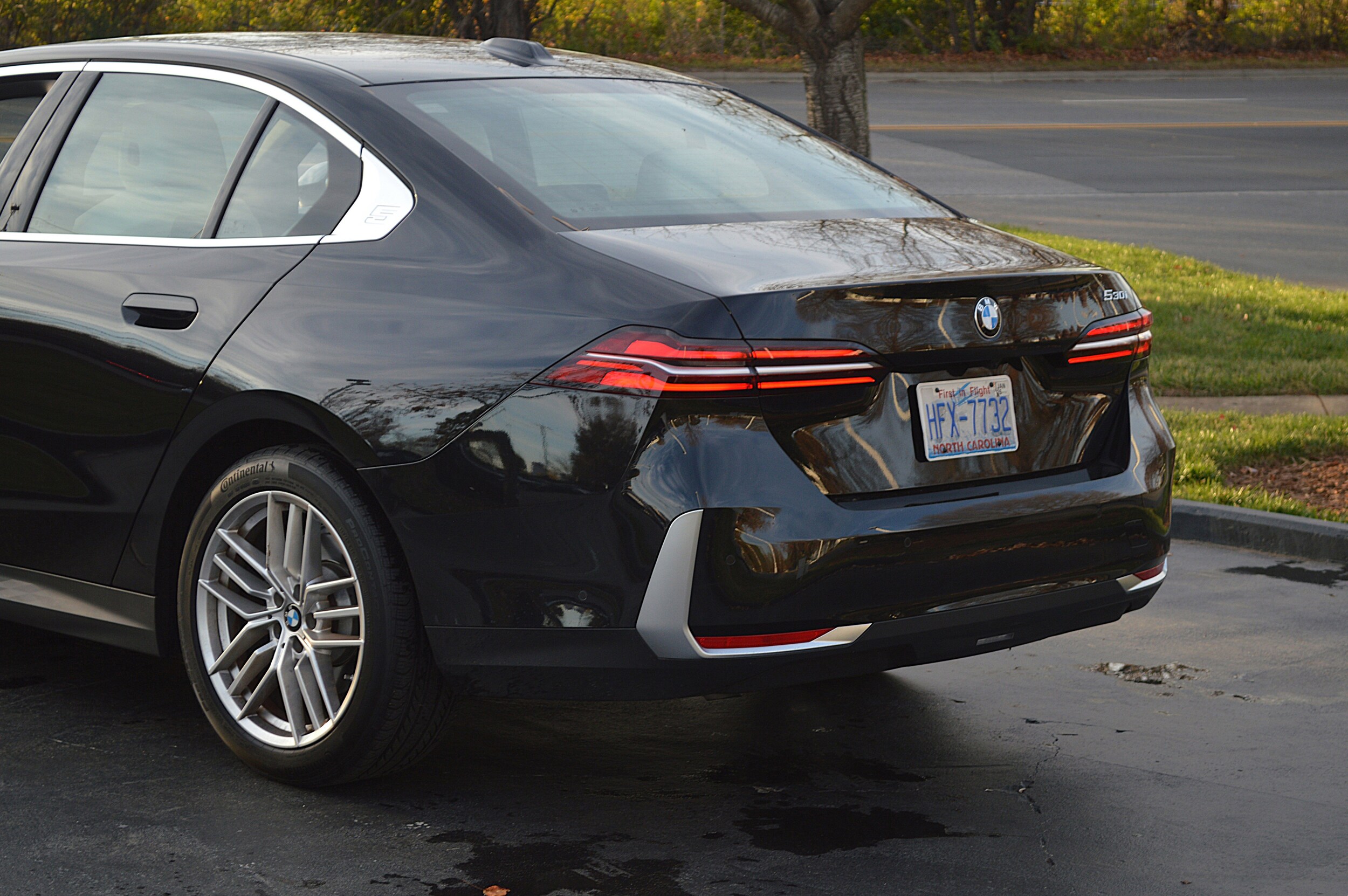 2025 Bmw 530i photo 3