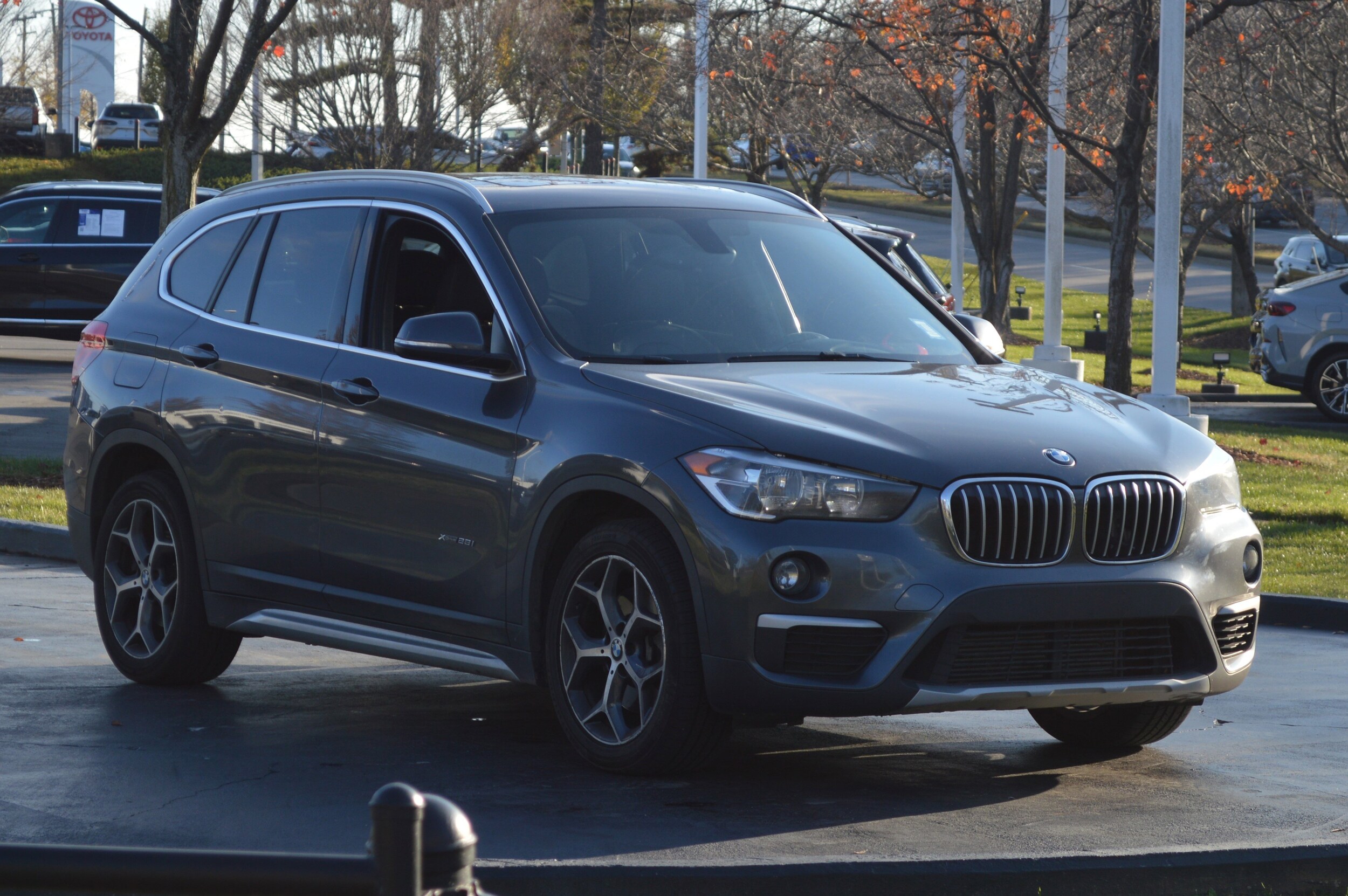 2018 Bmw X1 XDrive28i photo 2