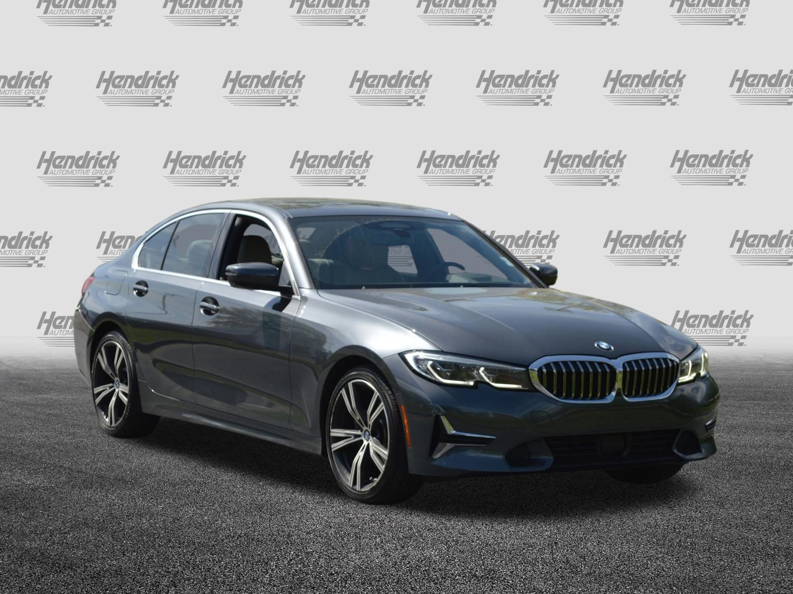 2019 BMW 3 Series 330i photo 4
