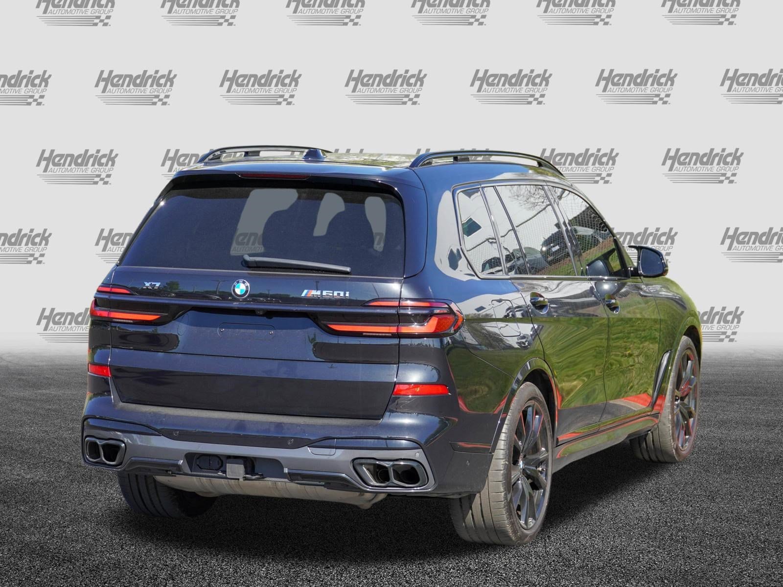 2024 BMW X7 M60i photo 3