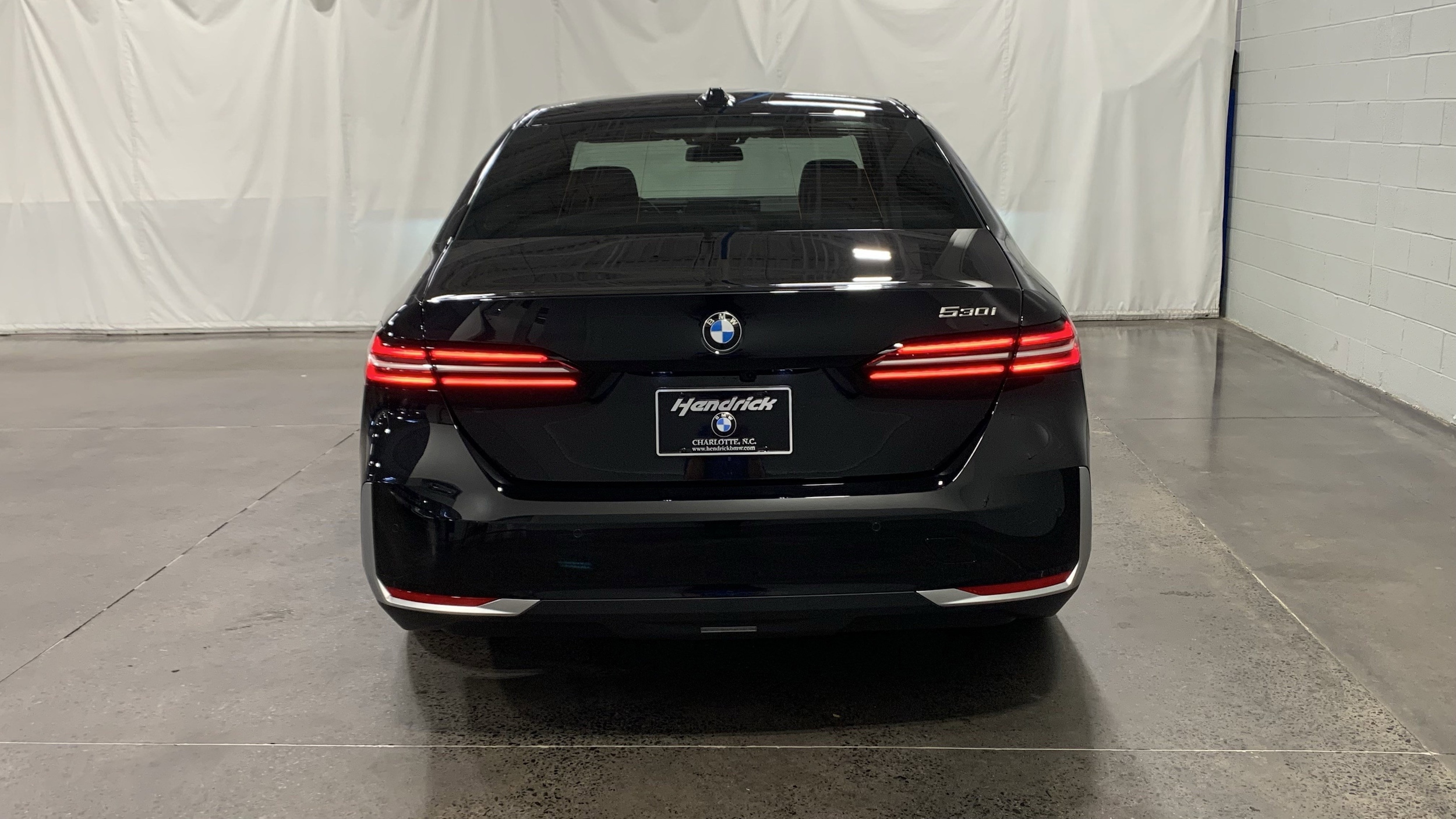 2026 BMW 5 Series 530i photo 6