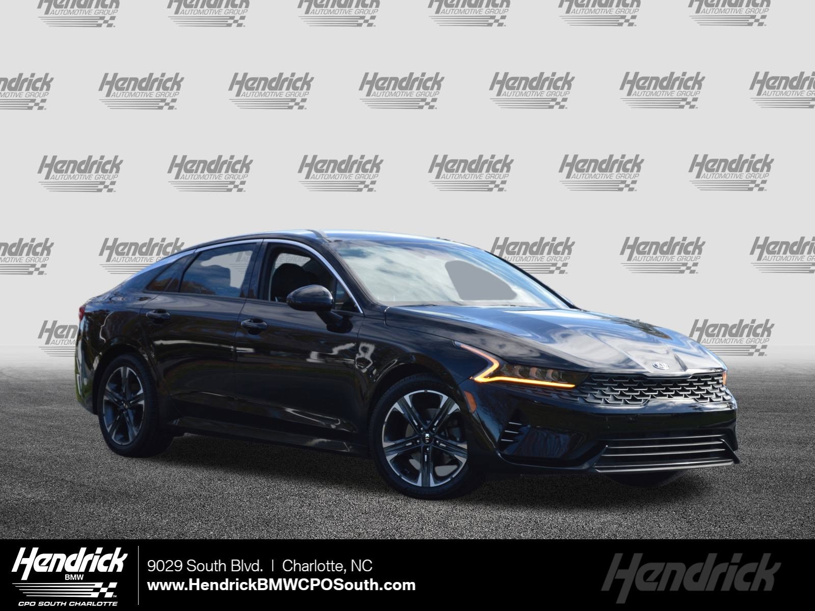 2021 Kia K5 EX's photo