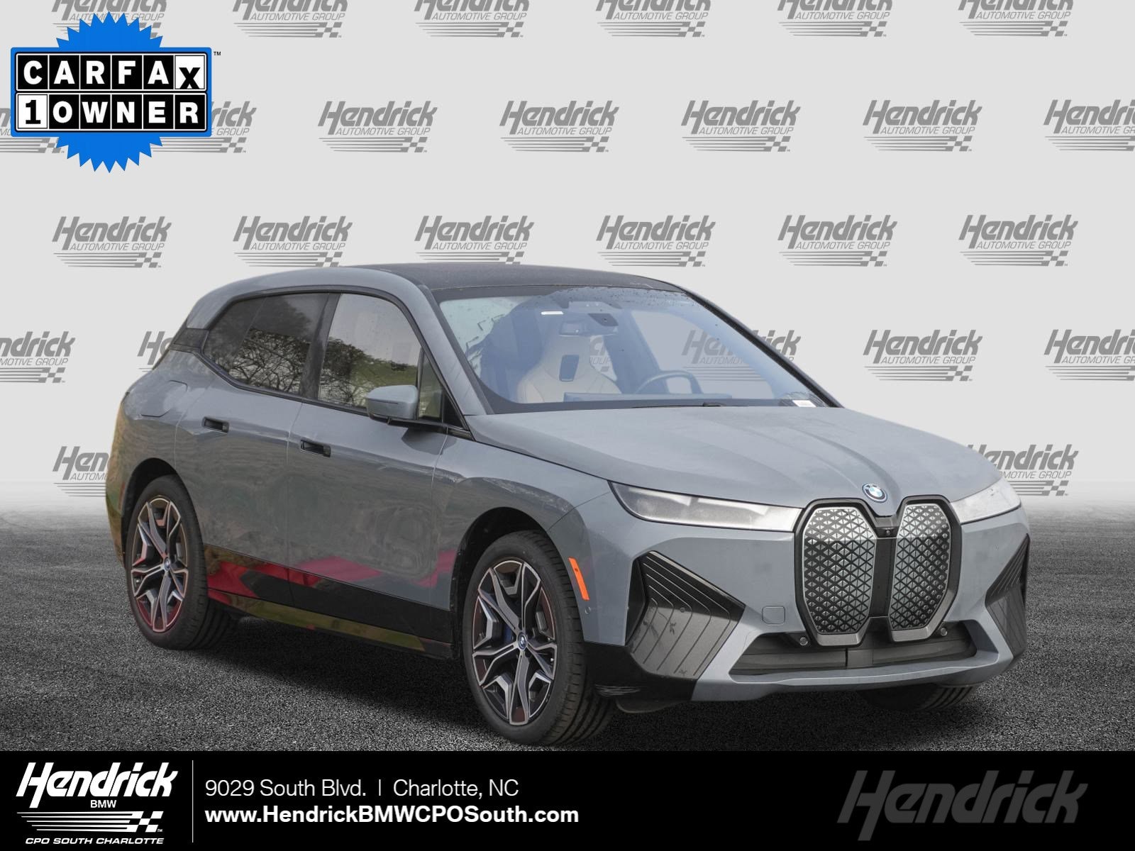 2024 BMW iX Base's photo