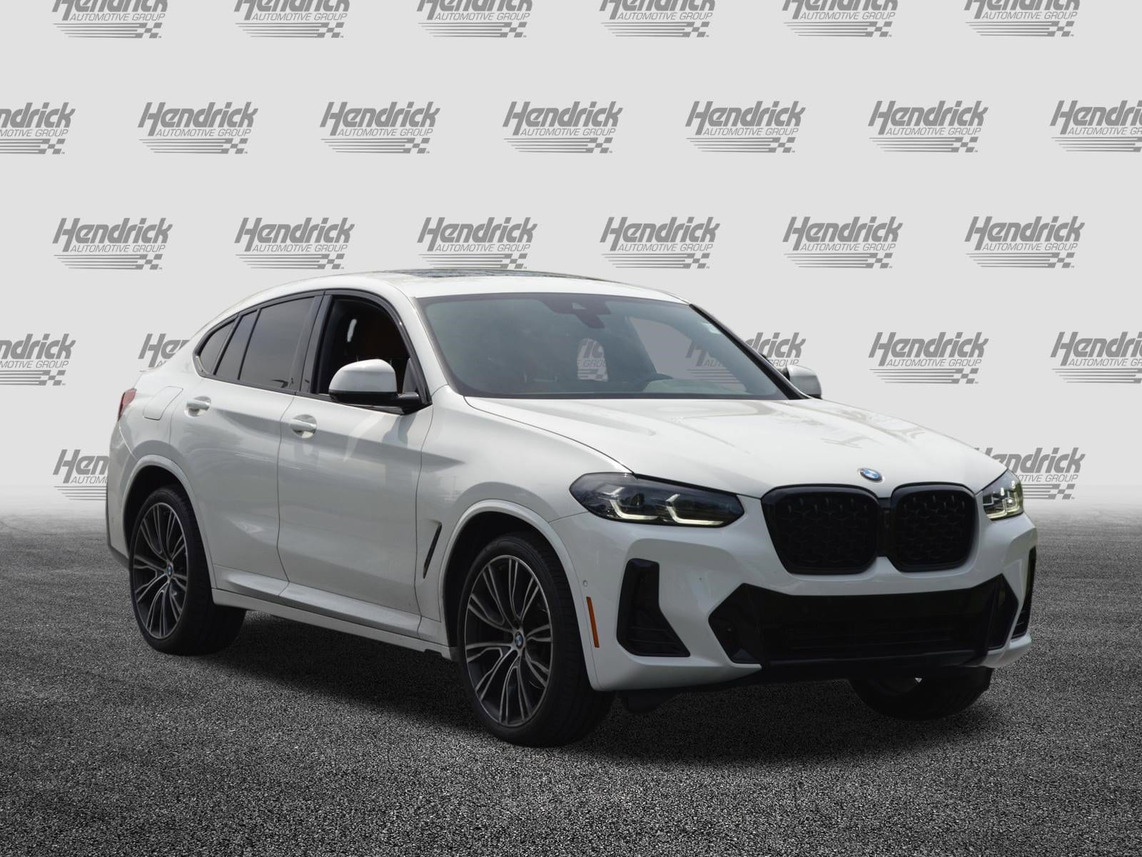 2023 BMW X4 xDrive30i photo 4