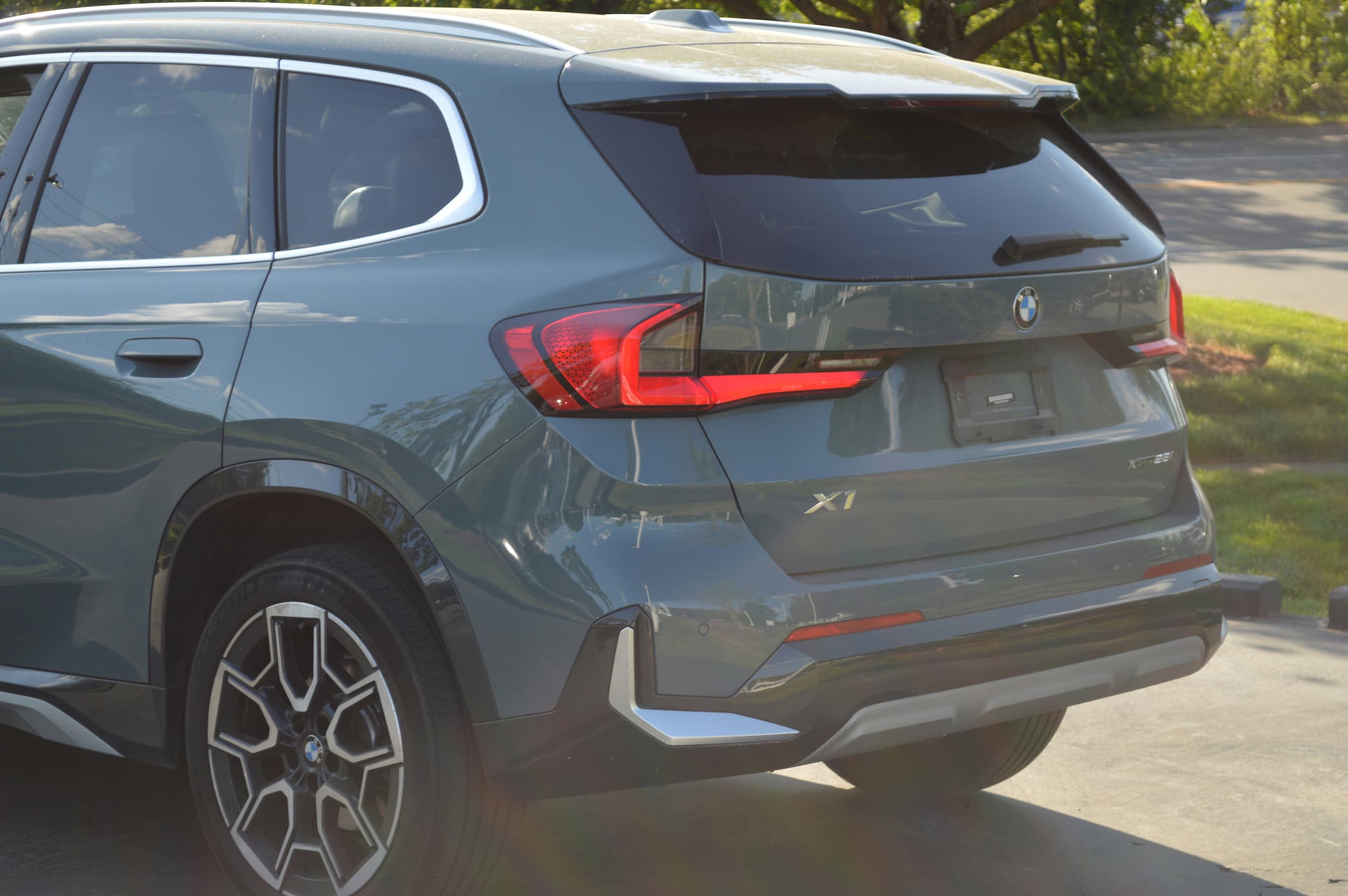 2023 BMW X1 xDrive28i photo 2