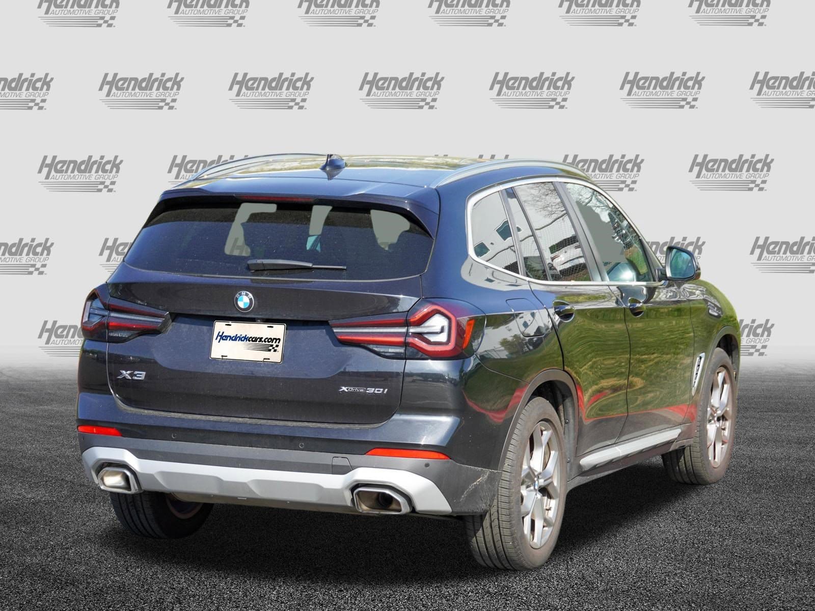 2023 BMW X3 xDrive30i photo 3
