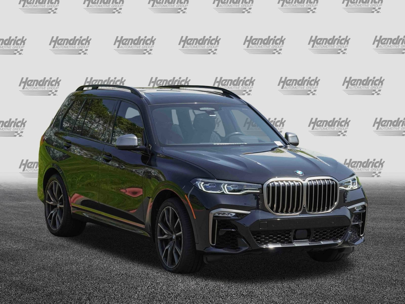 2022 BMW X7 M50i