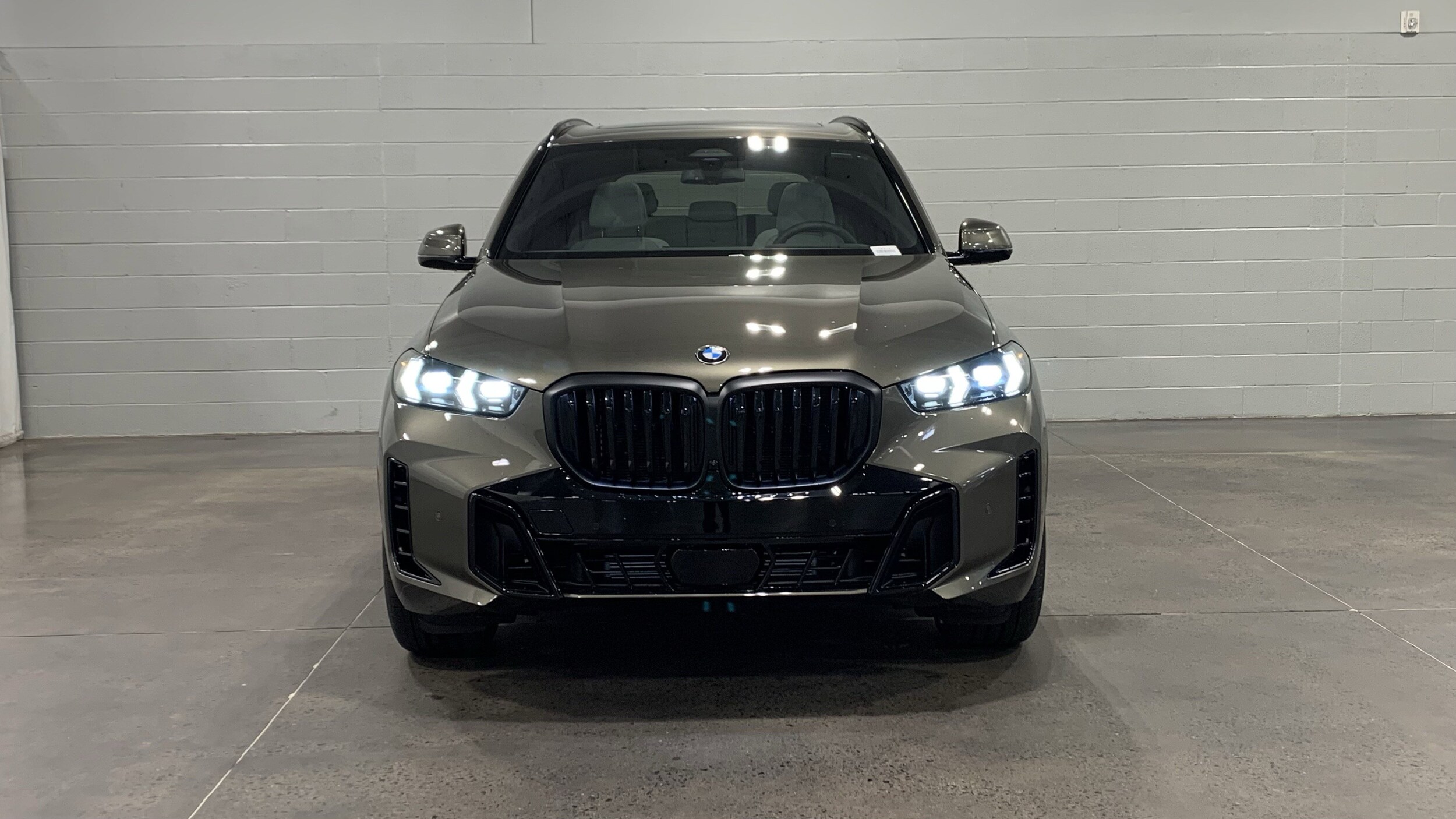 2026 Bmw X5 xDrive40i photo 2