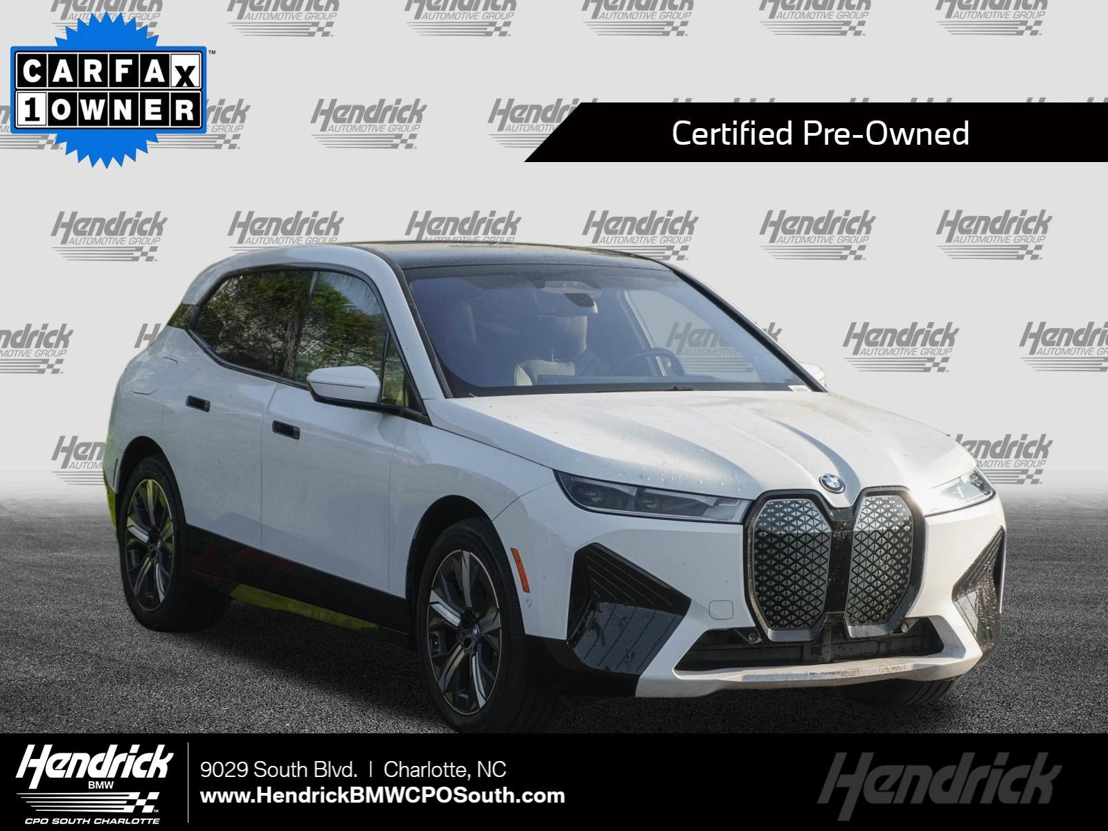 2024 BMW iX xDrive50's photo