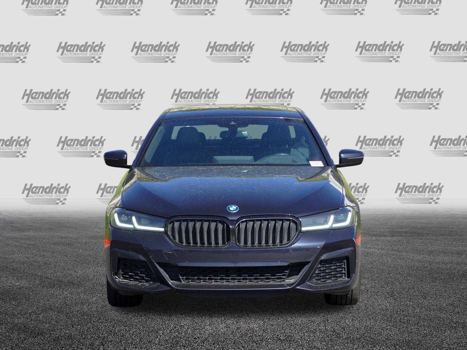 2023 BMW 5 Series 530e xDrive photo 2