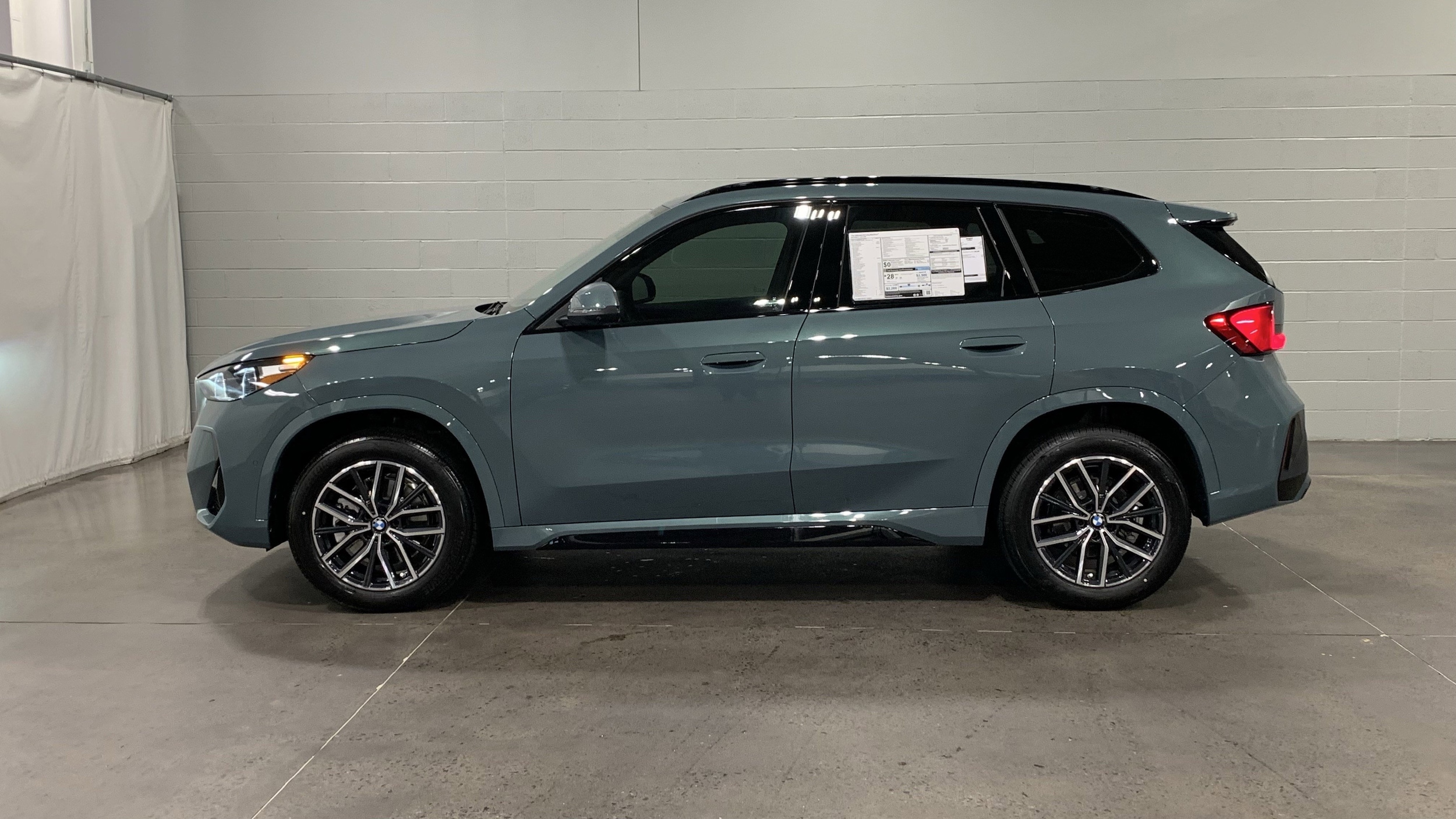 2026 BMW X1 xDrive28i photo 4