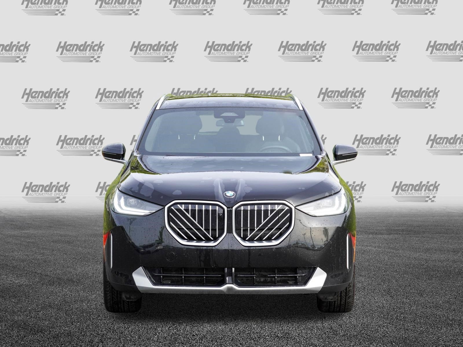 2026 BMW X3 30 xDrive photo 2