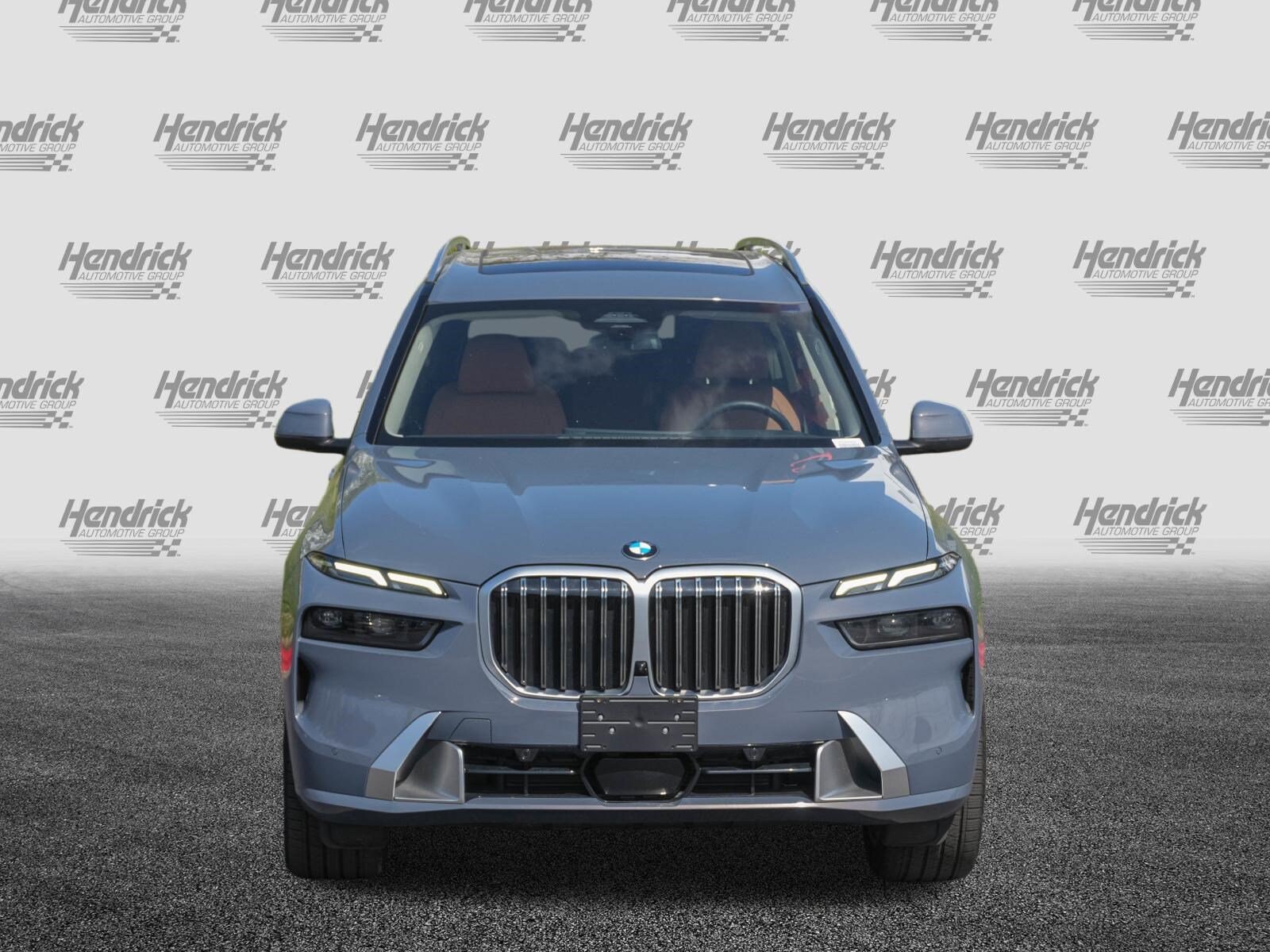 2026 BMW X7 xDrive40i photo 2