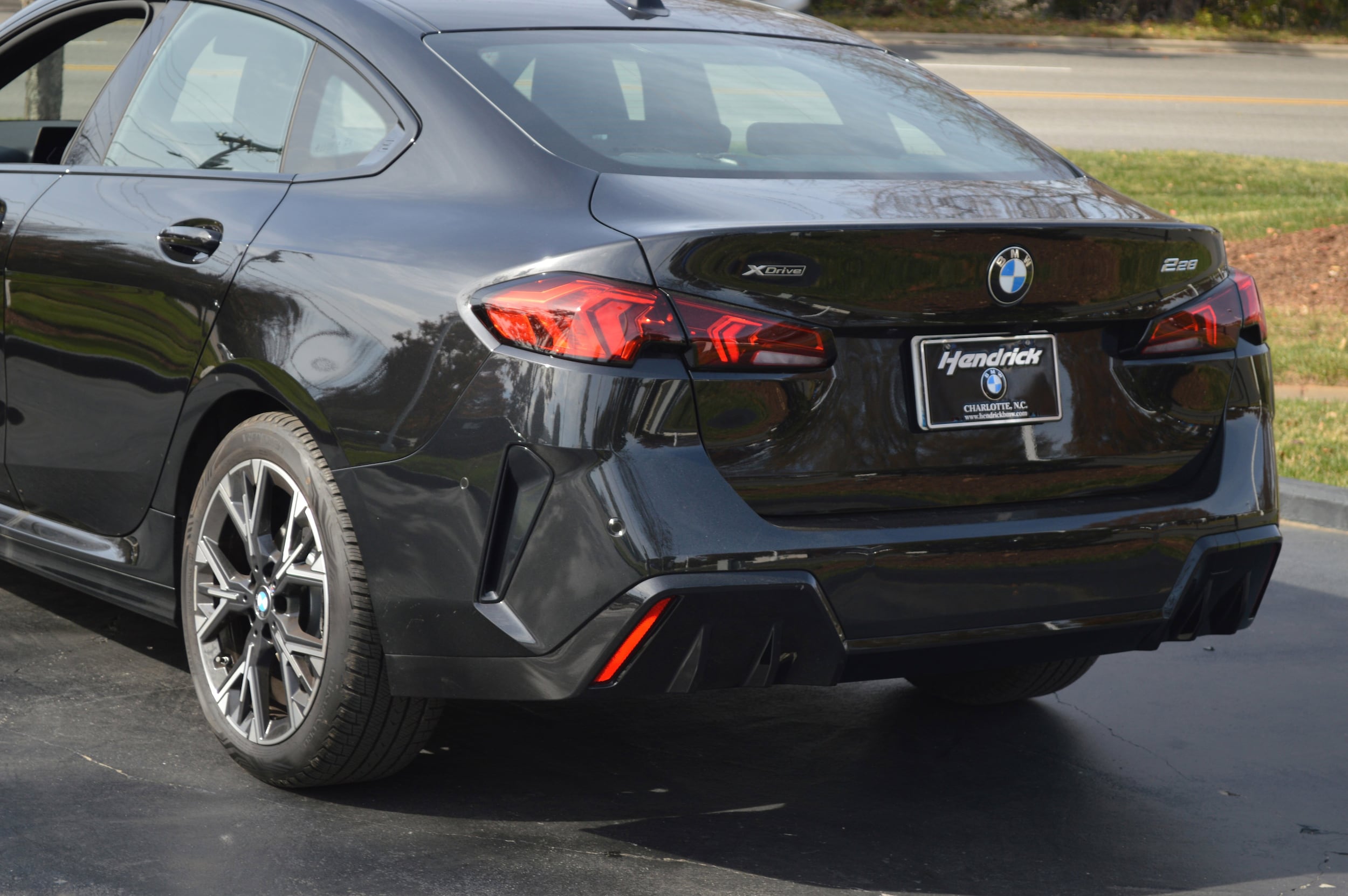 2025 BMW 2 Series 228 xDrive Gran Coupe photo 2