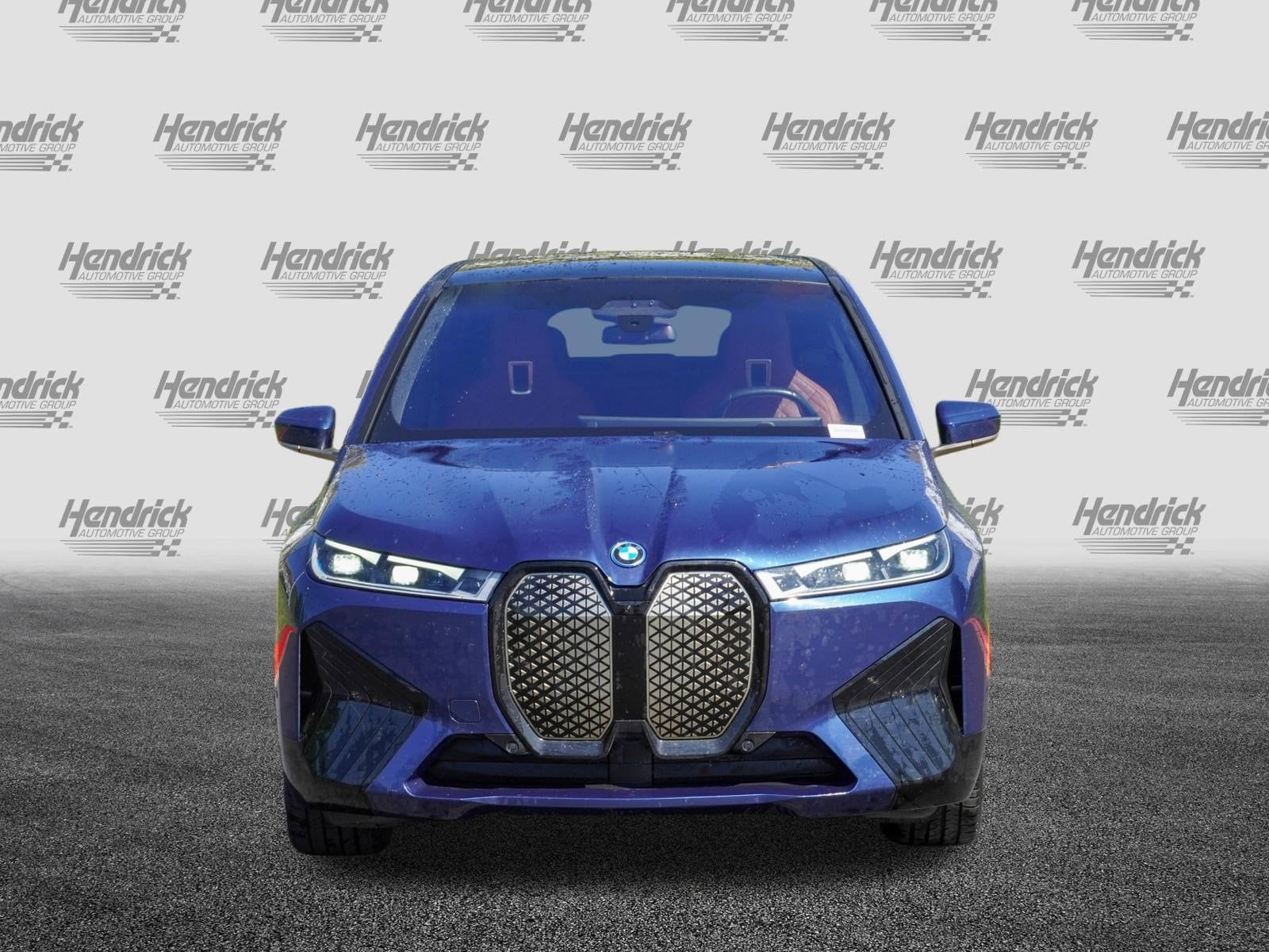 2023 BMW iX M60 photo 2