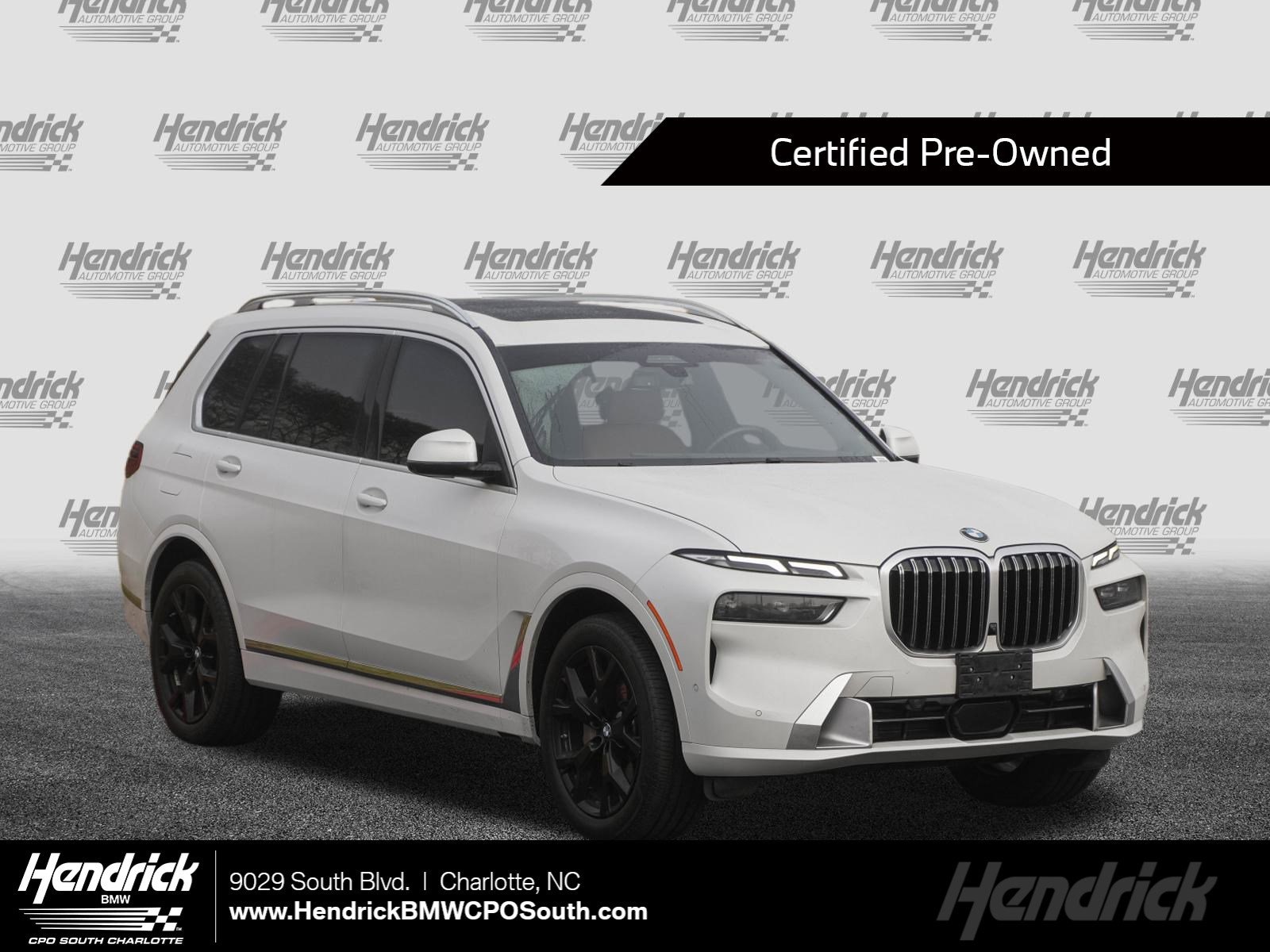 2025 BMW X7 40i's photo