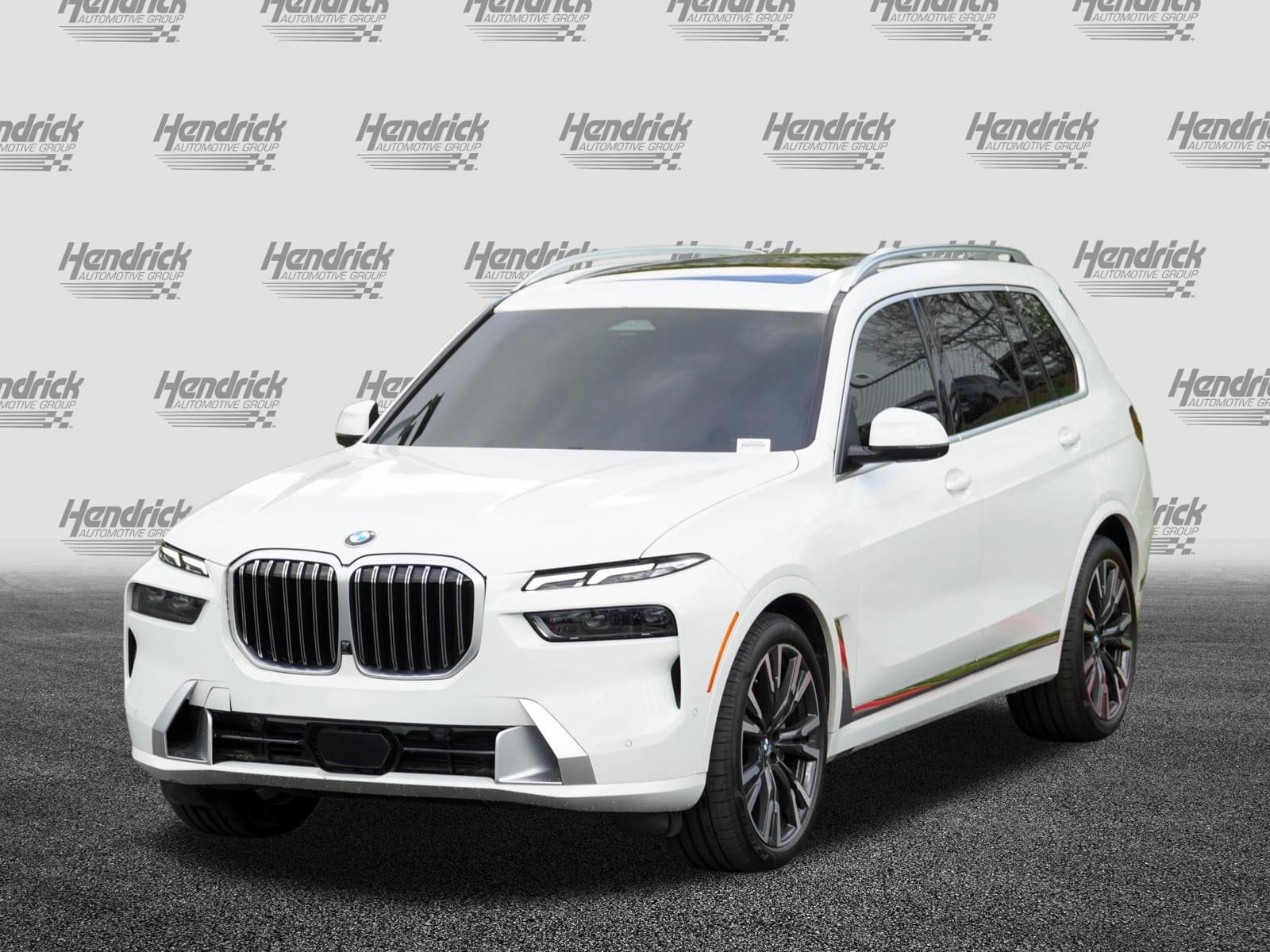 2024 BMW X7 xDrive40i photo 4