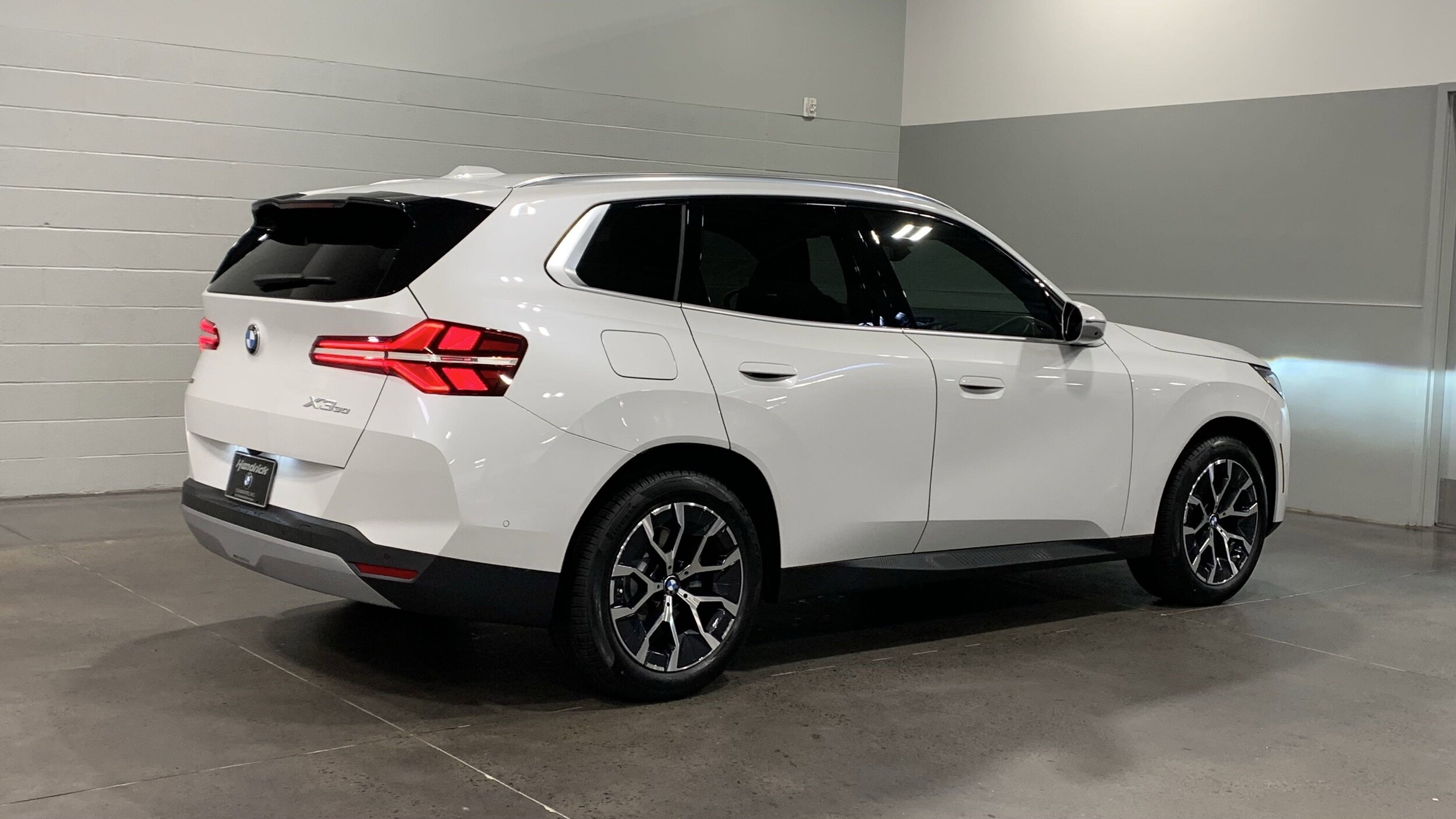 2025 BMW X3 30 xDrive photo 3