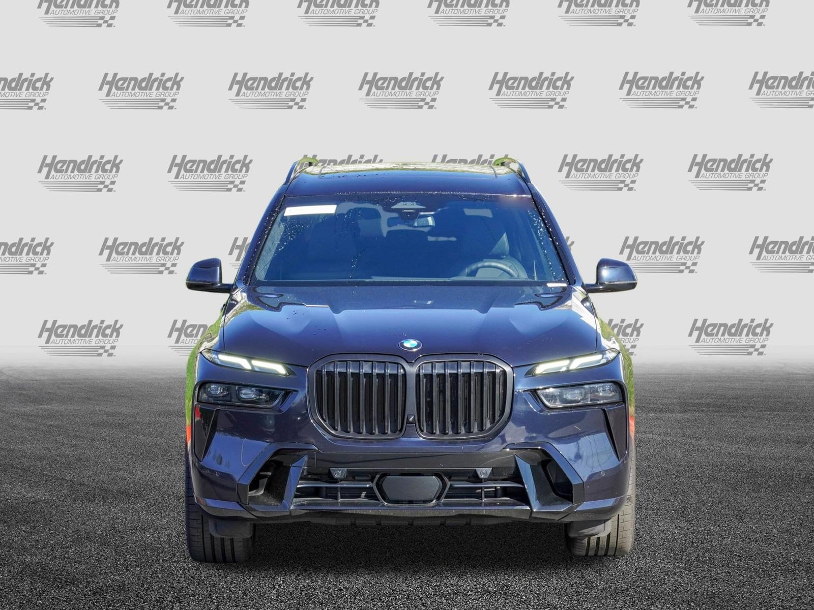 2026 BMW X7 xDrive40i photo 2