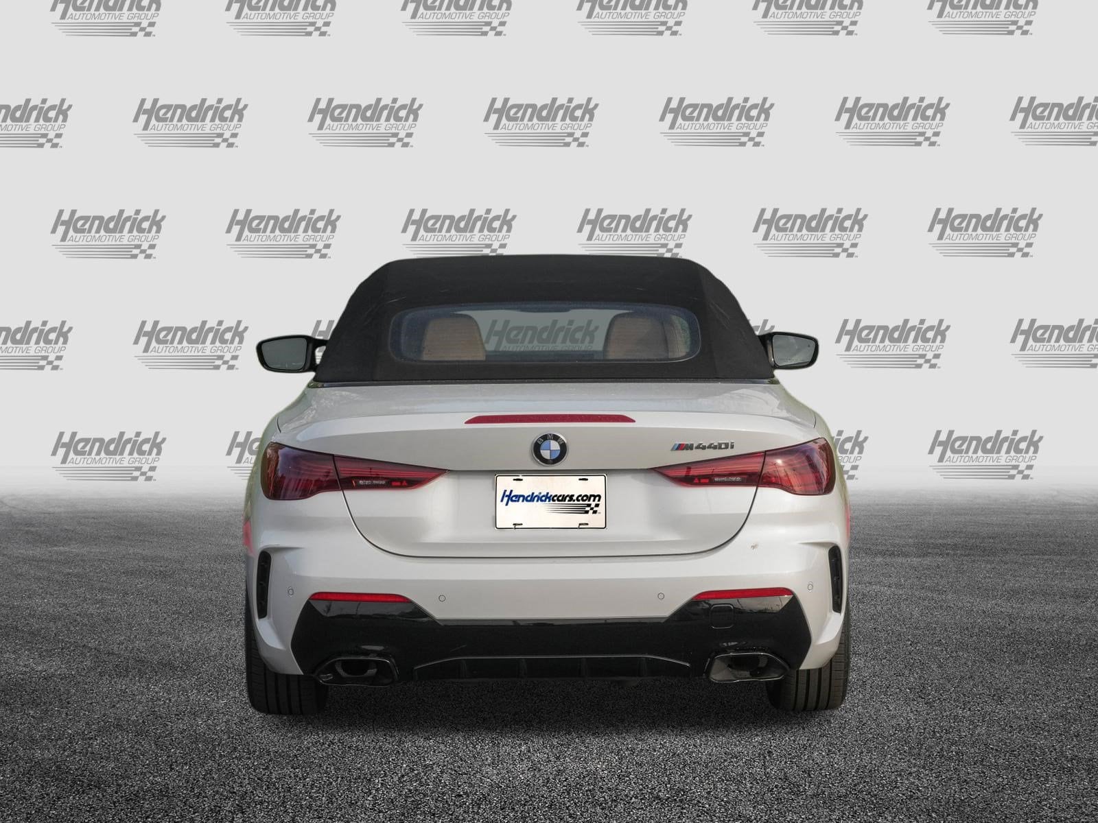 2025 BMW 4 Series M440i photo 3