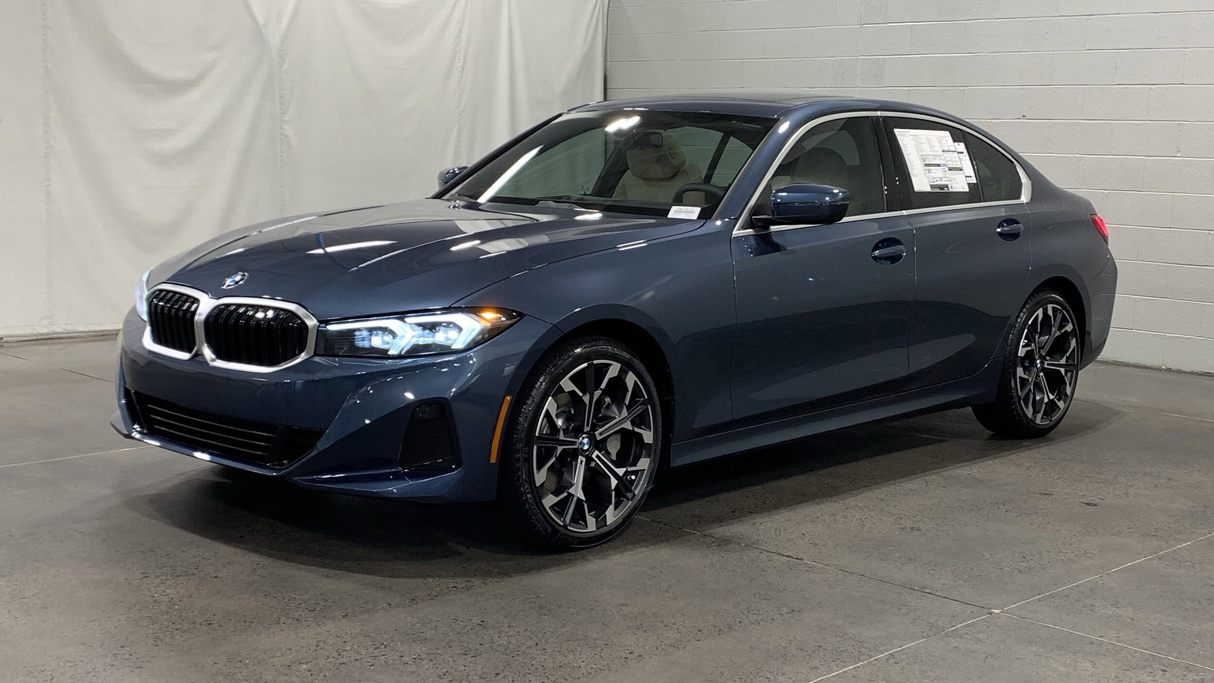 2025 Bmw 330i xDrive photo 3