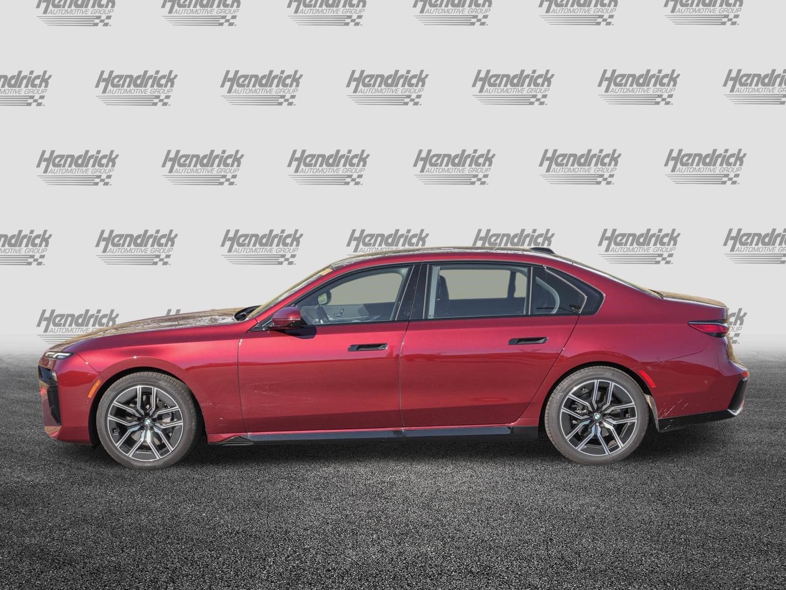 2025 BMW 7 Series 740i photo 5