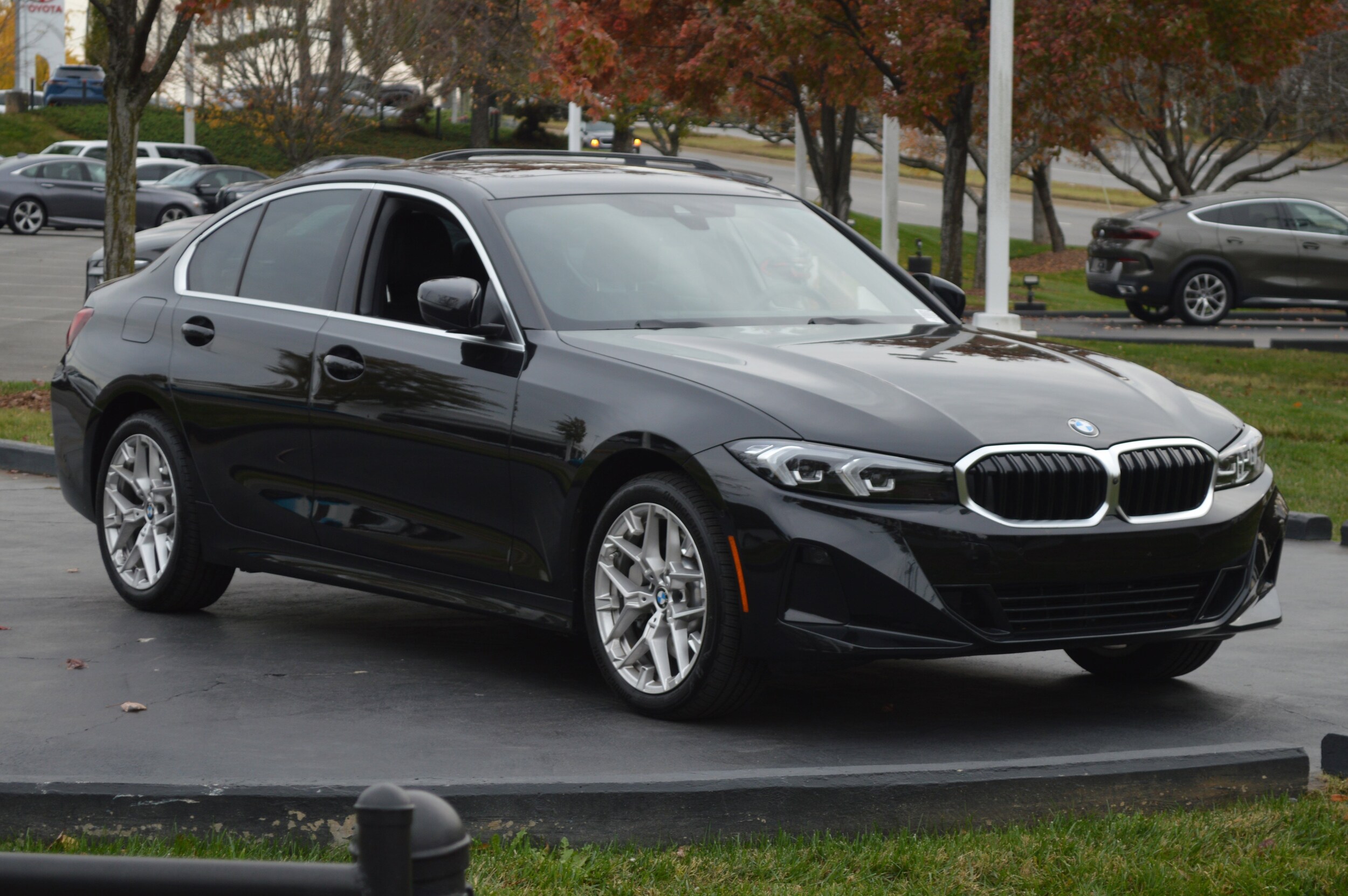 2025 Bmw 330i xDrive photo 3