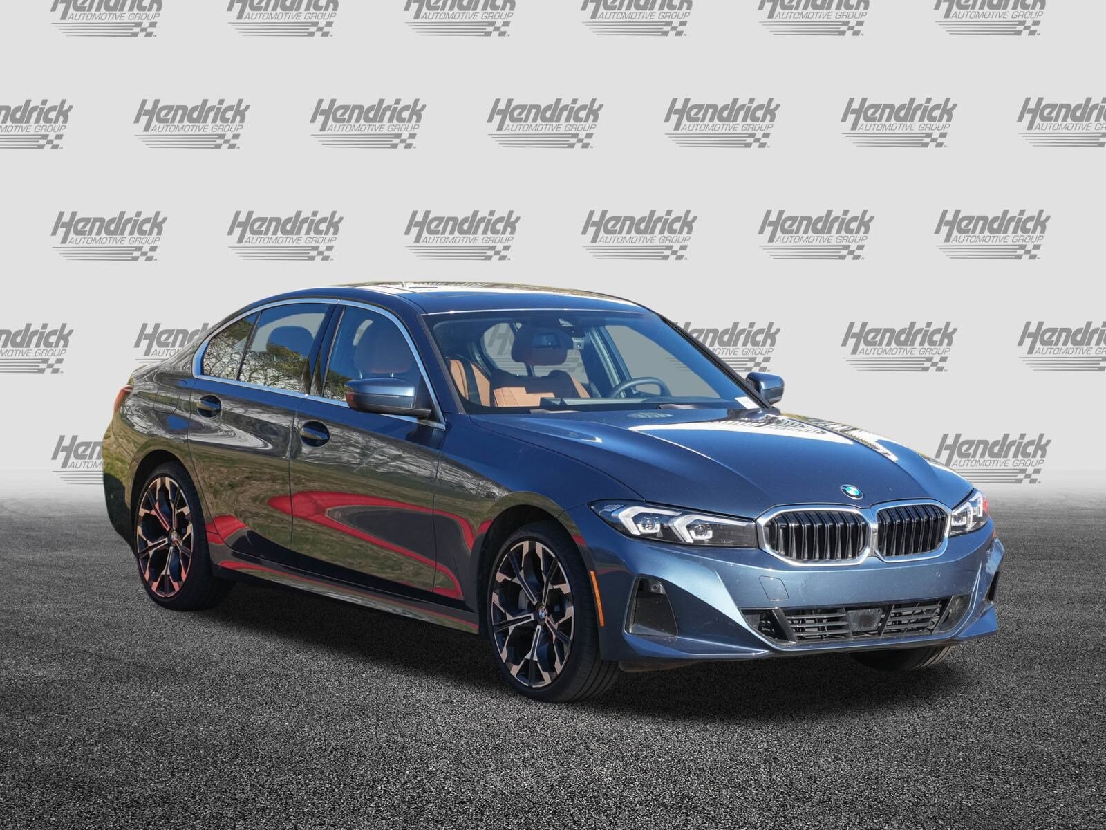 2025 Bmw 330i xDrive photo 2