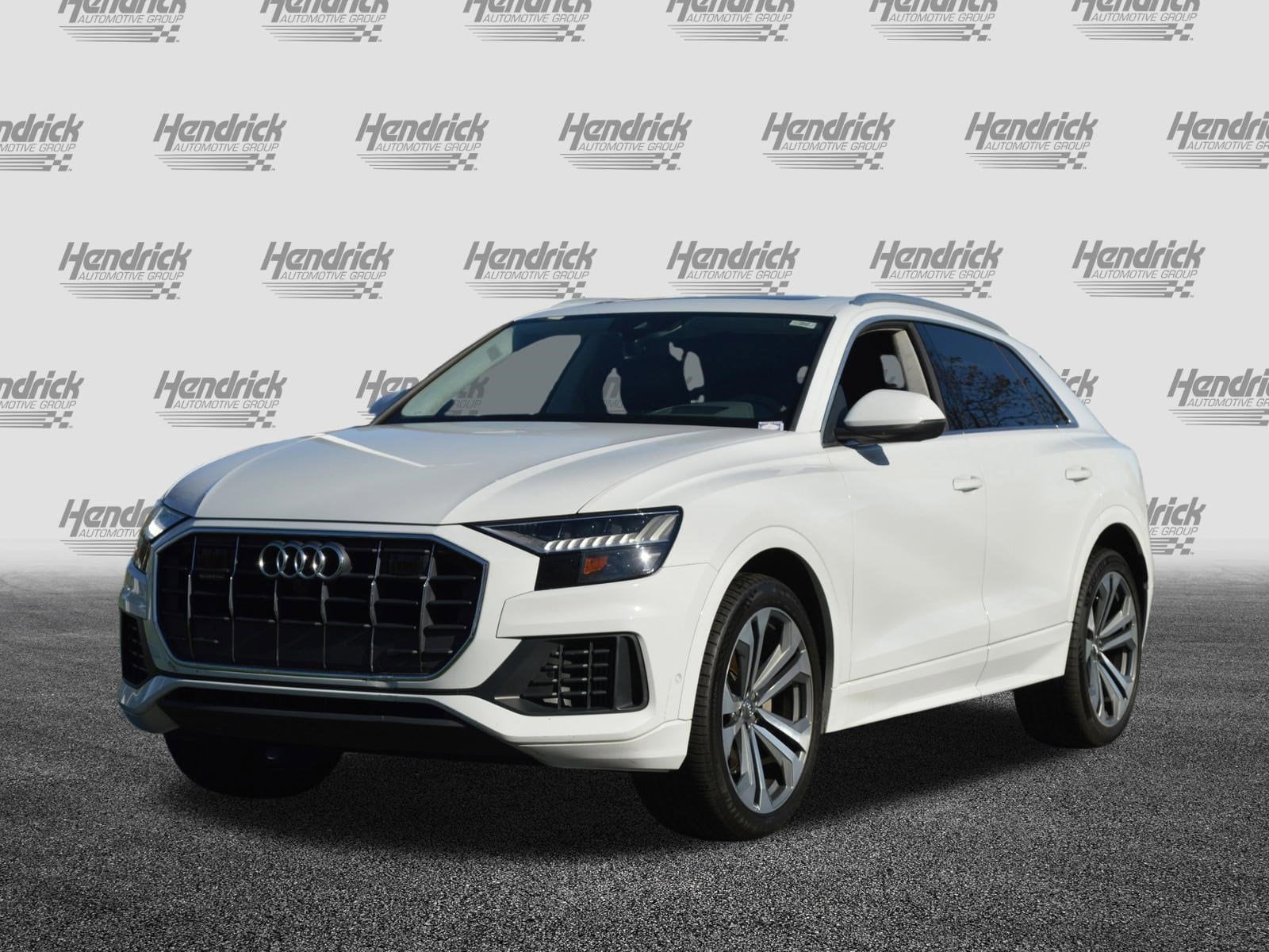 2019 Audi Q8 Prestige photo 6