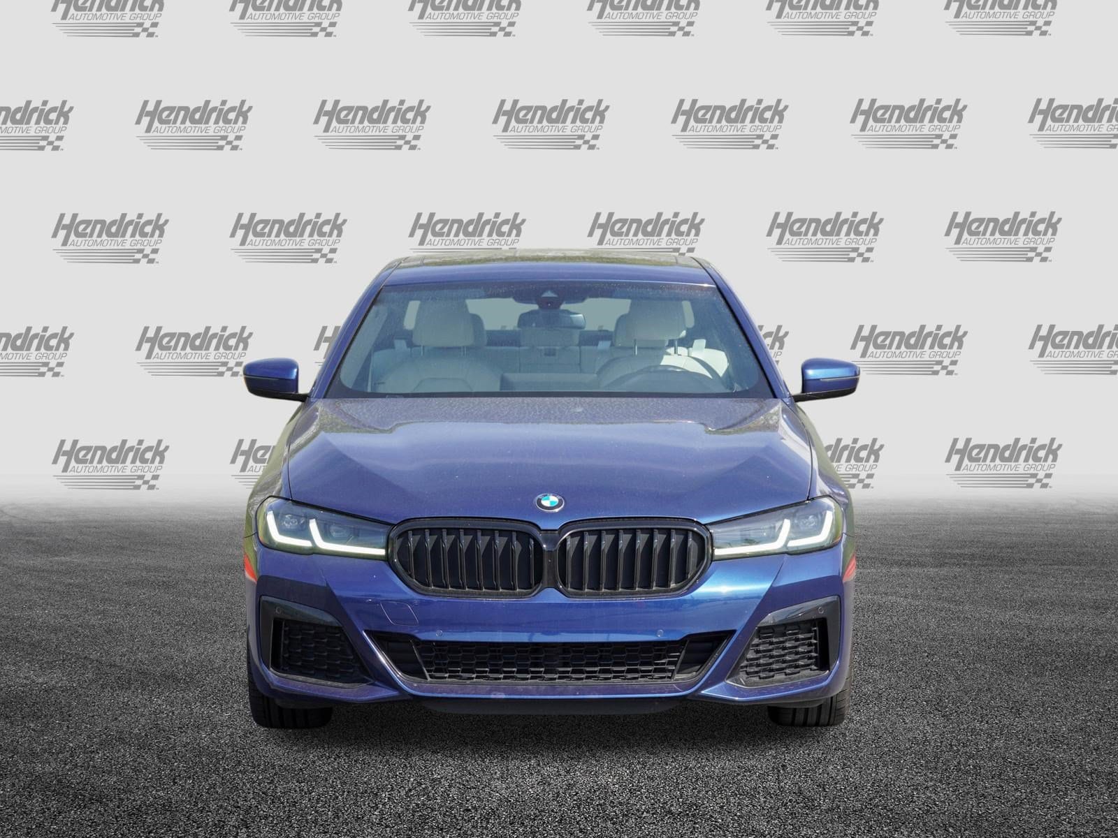 2023 BMW 5 Series 530i photo 2