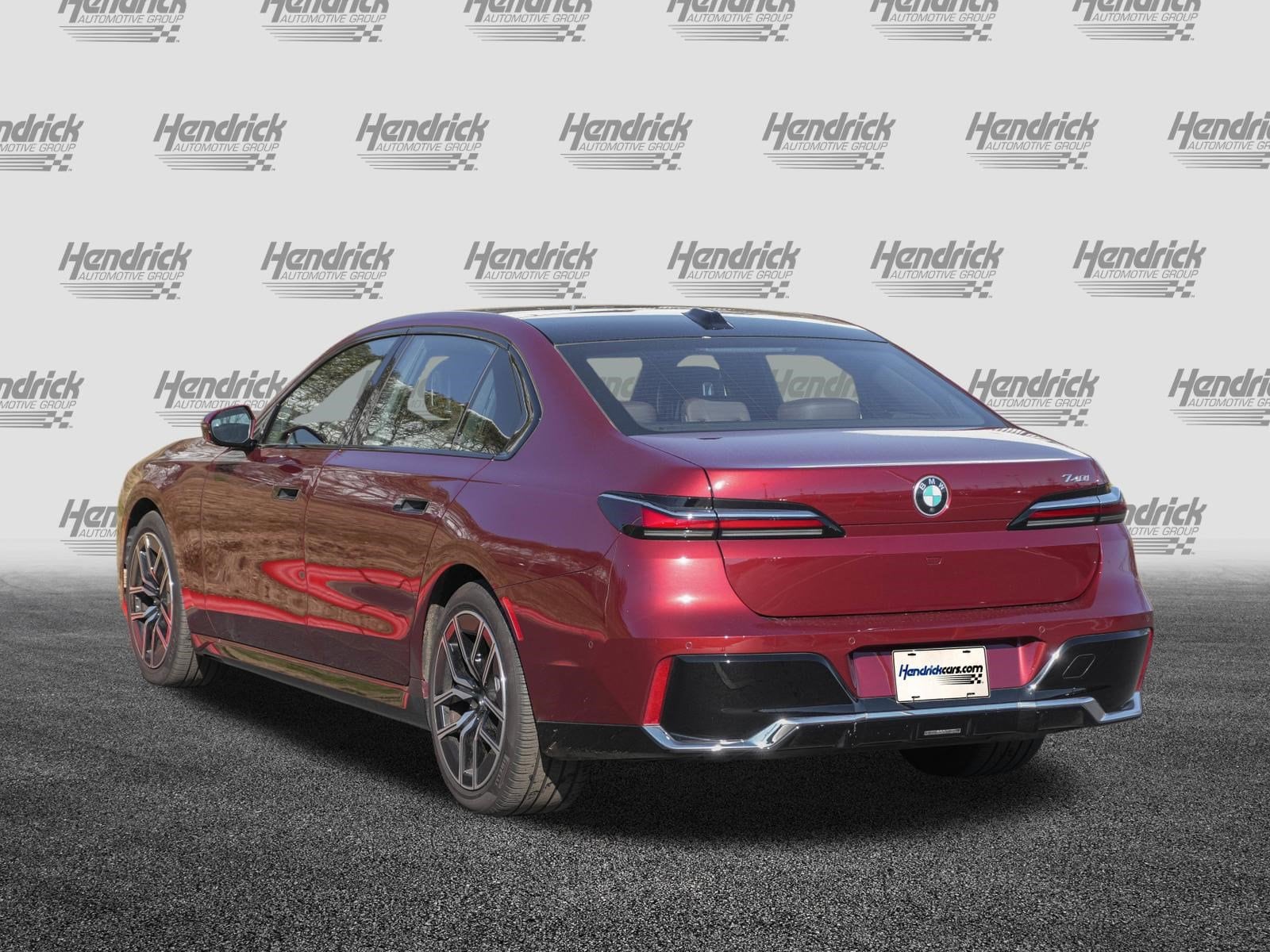 2025 BMW 7 Series 740i photo 6