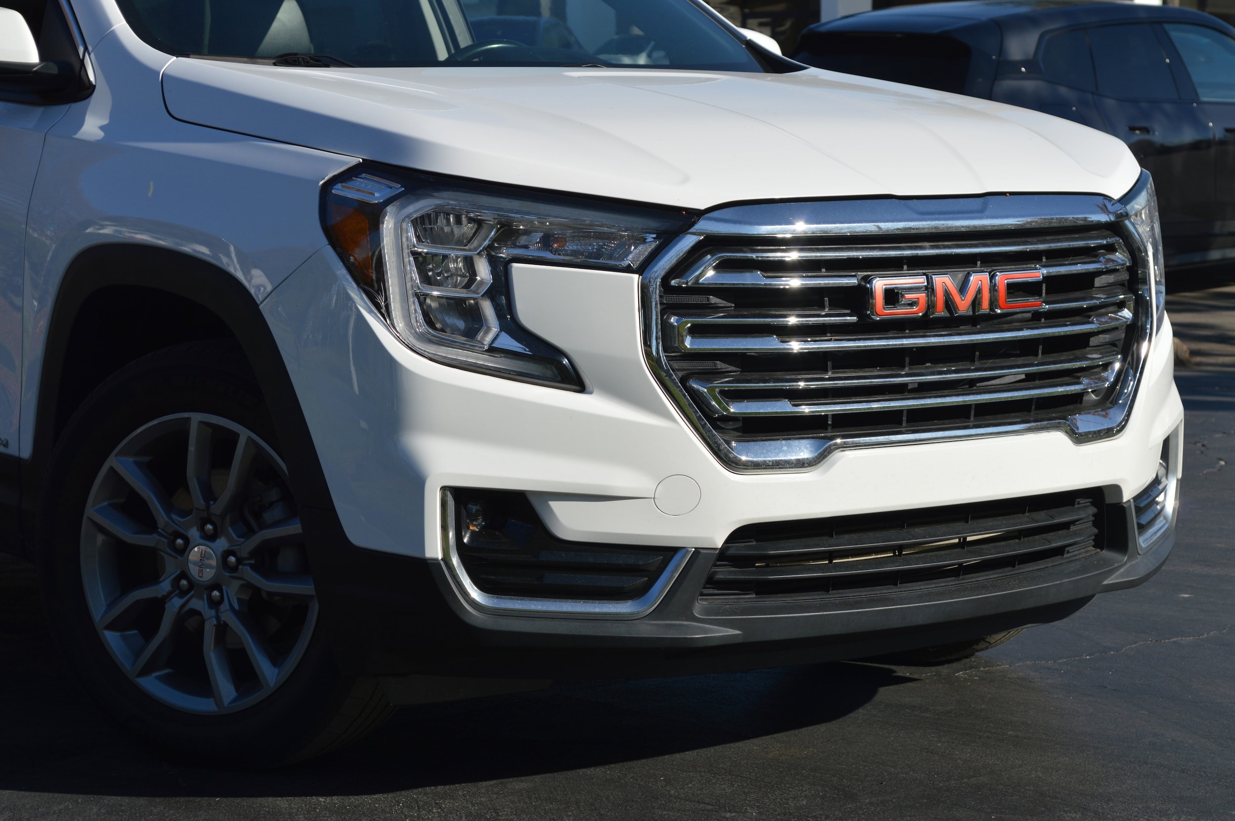 Used 2022 GMC Terrain SLT with VIN 3GKALVEV4NL160913 for sale in Kansas City