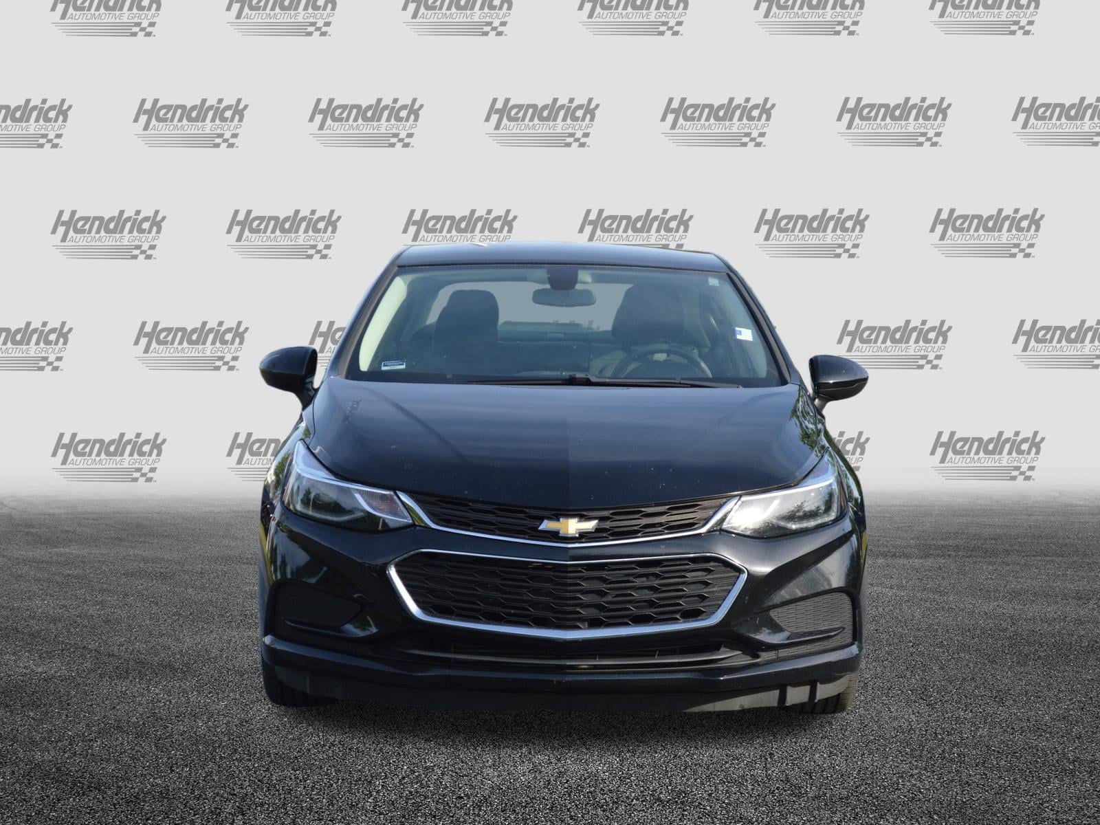 2017 Chevrolet Cruze LT photo 5