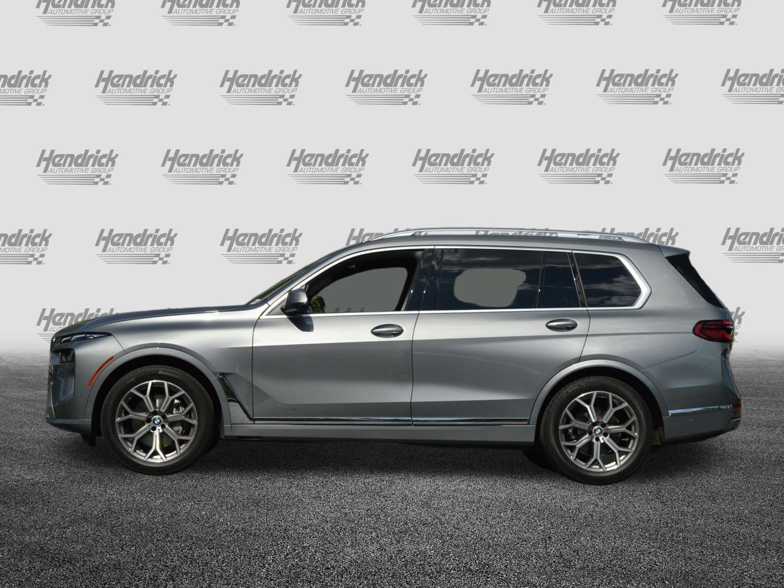 2026 BMW X7 xDrive40i photo 3