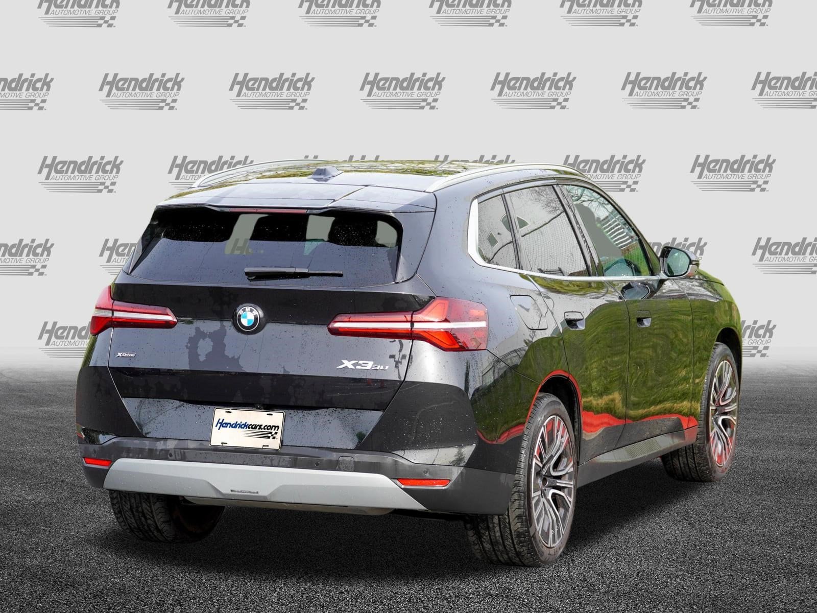 2026 BMW X3 30 xDrive photo 3