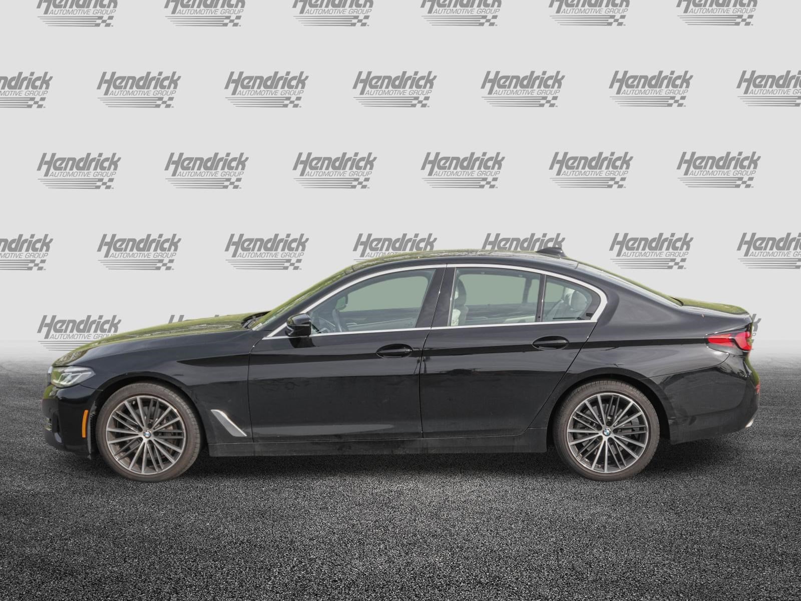 2023 BMW 5 Series 540i photo 5
